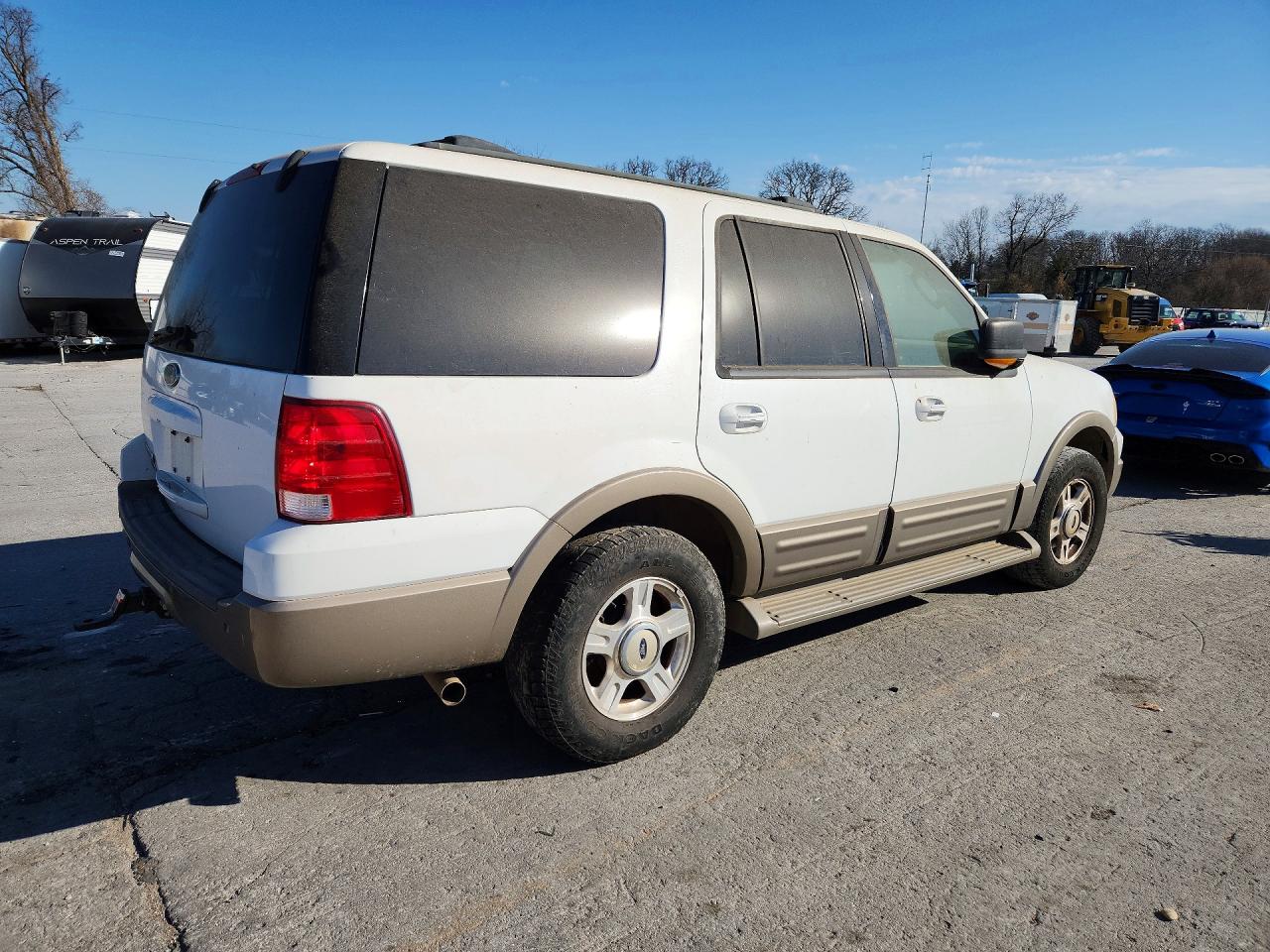 2003 Ford Expedition Eddie Bauer Белый vin: 1FMFU18L93LB96361