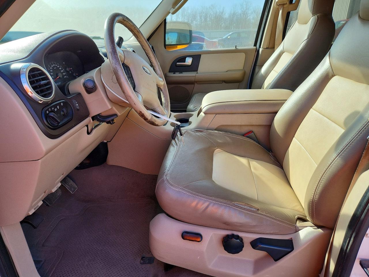 2003 Ford Expedition Eddie Bauer Белый vin: 1FMFU18L93LB96361