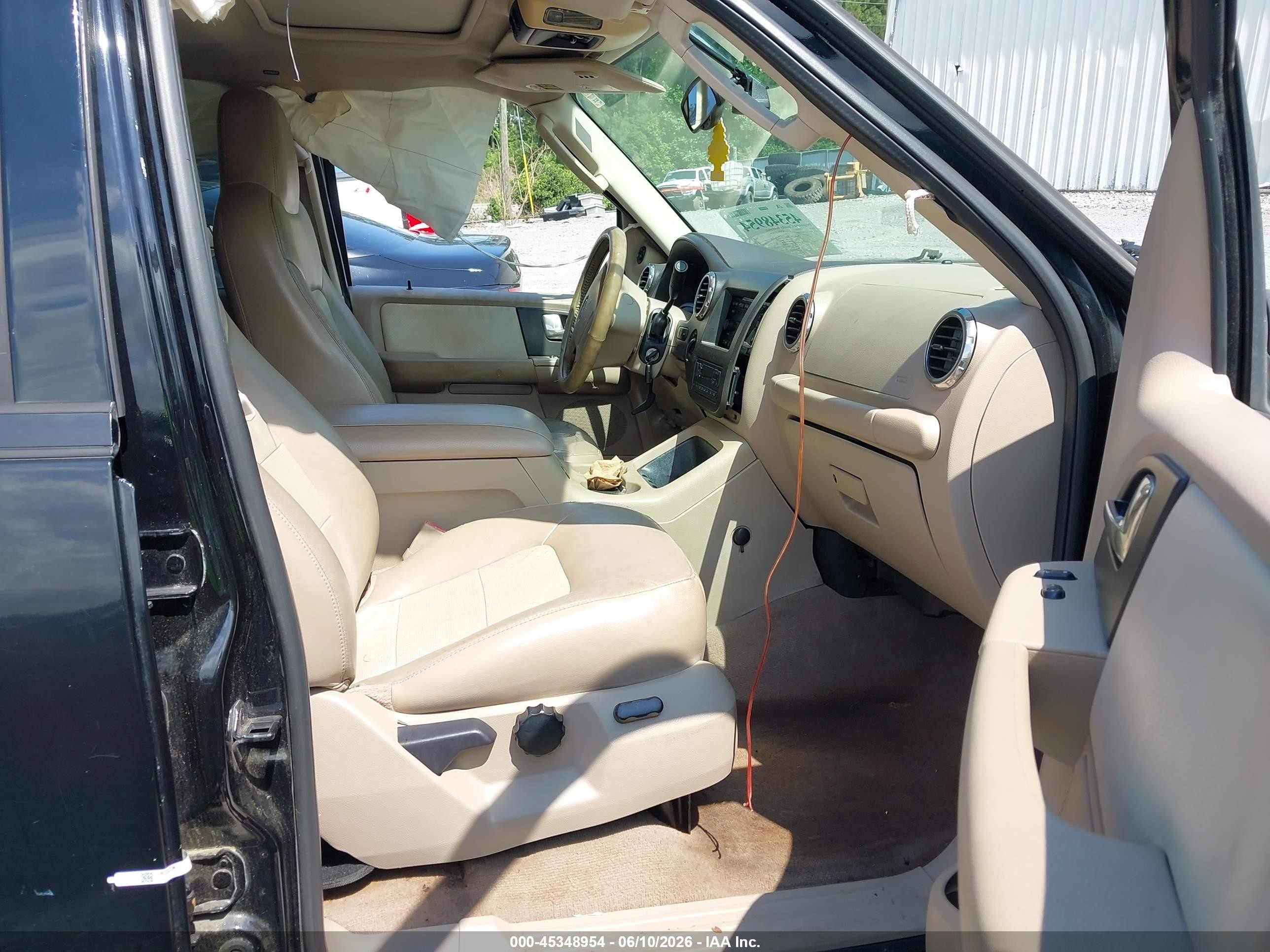 2004 Ford Expedition Eddie Bauer Black vin: 1FMFU18L94LB59893