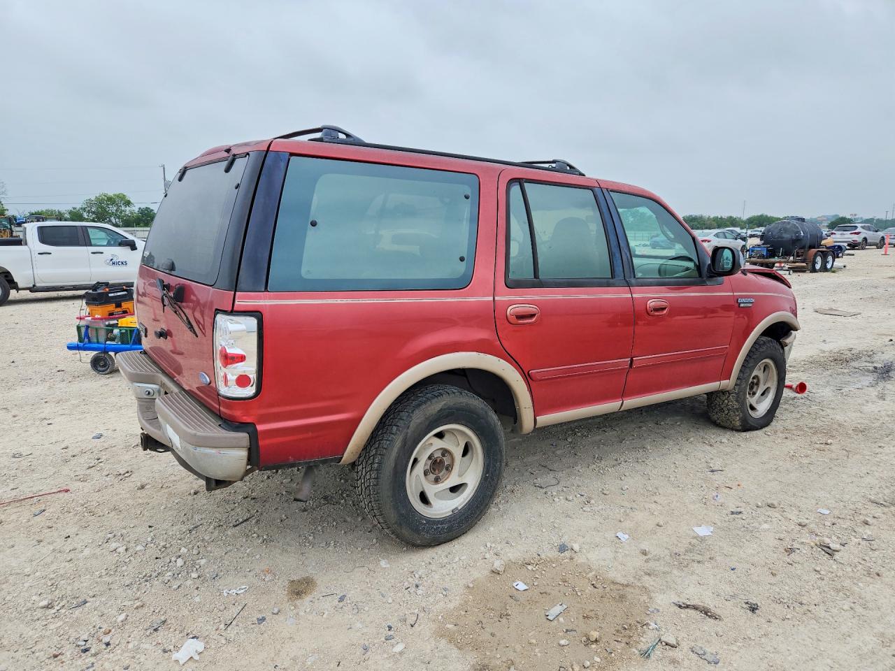 1997 Ford Expedition Red vin: 1FMFU18LXVLA95915