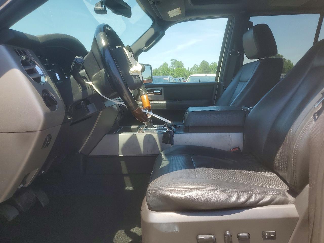 2007 Ford Expedition Limited White vin: 1FMFU19507LA66636
