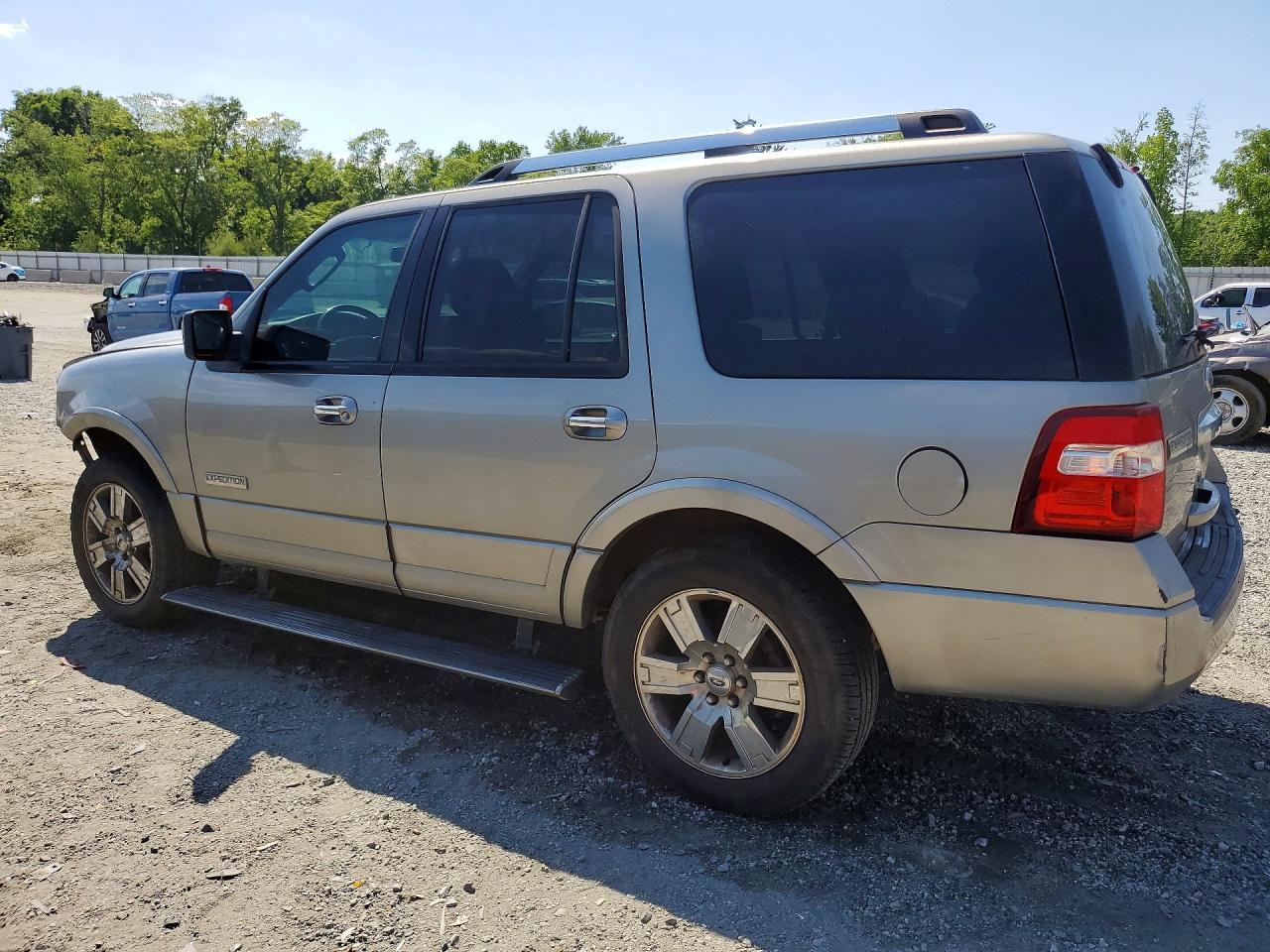 2008 Ford Expedition Limited Silver vin: 1FMFU19508LA27644