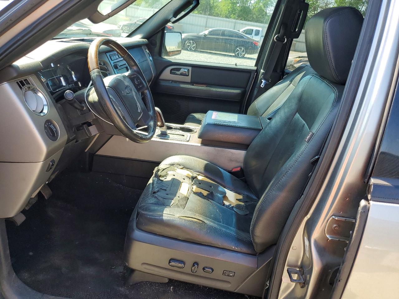 2008 Ford Expedition Limited Silver vin: 1FMFU19508LA27644