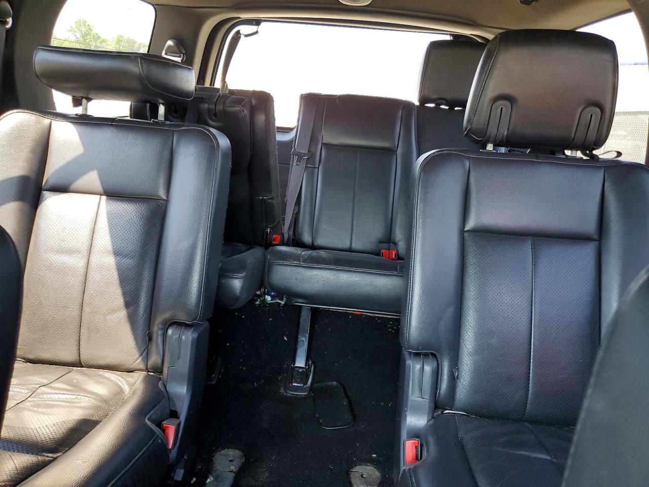 2008 Ford Expedition Limited Silver vin: 1FMFU19508LA27644