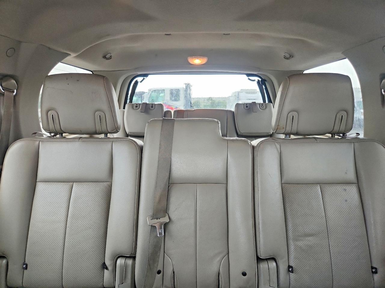2008 Ford Expedition Limited Кремовый vin: 1FMFU19508LA53256