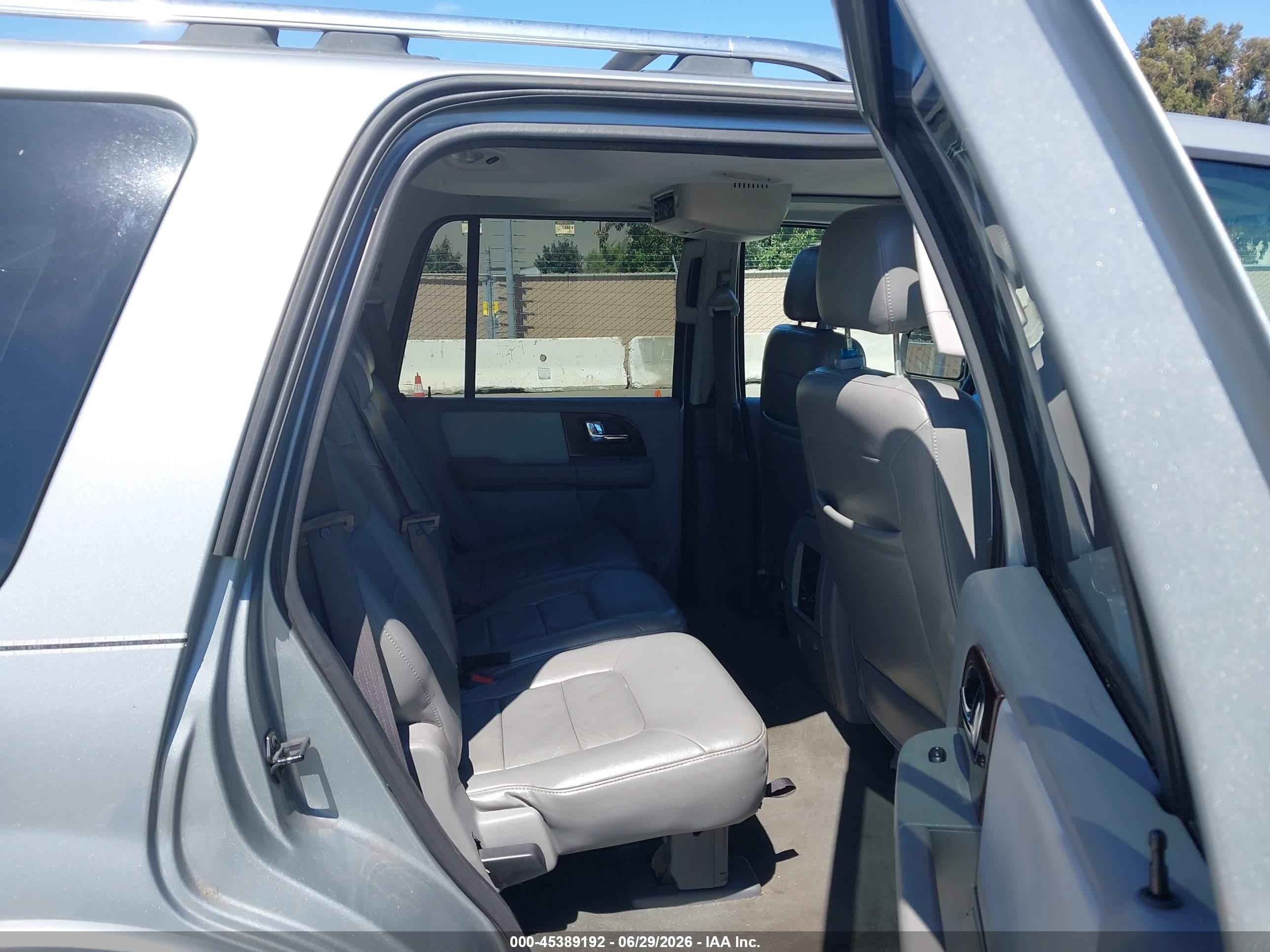 2006 Ford Expedition Limited Gray vin: 1FMFU19516LA91995