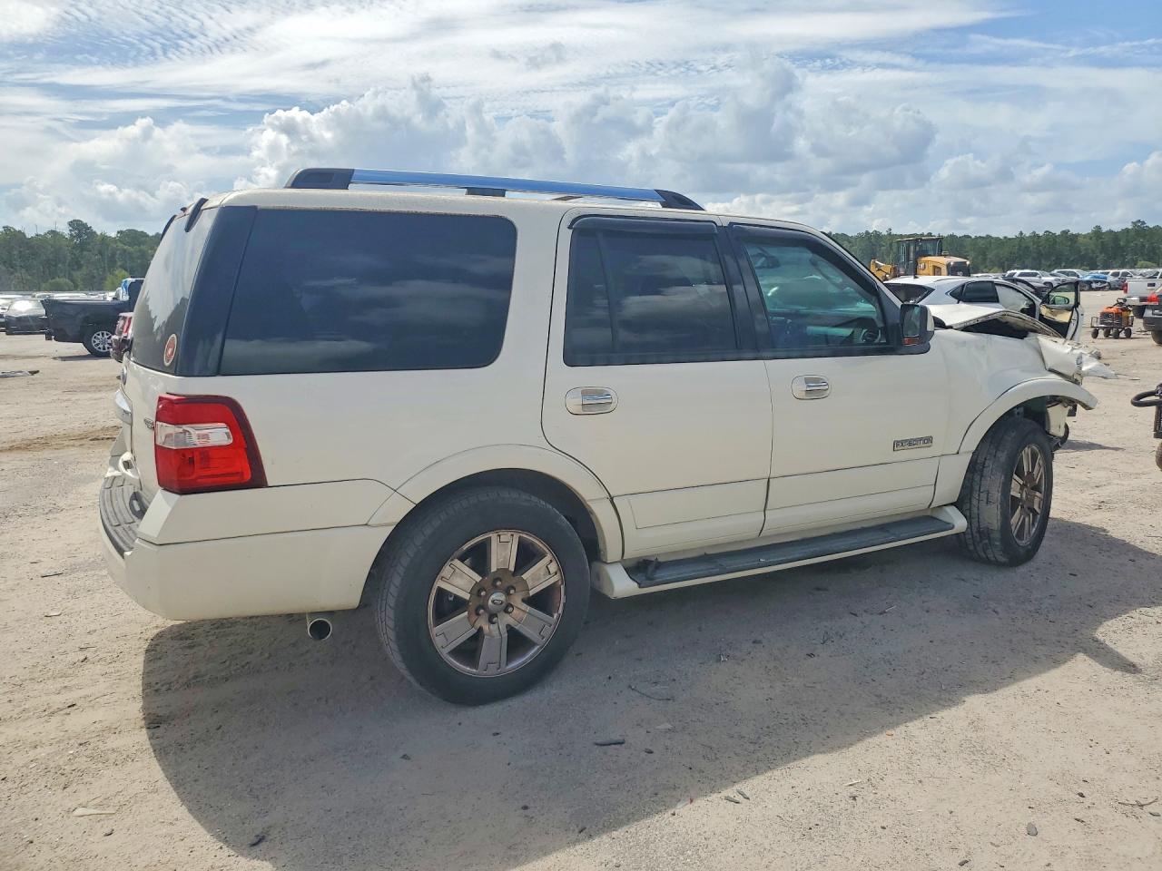 2007 Ford Expedition Limited White vin: 1FMFU19537LA75007