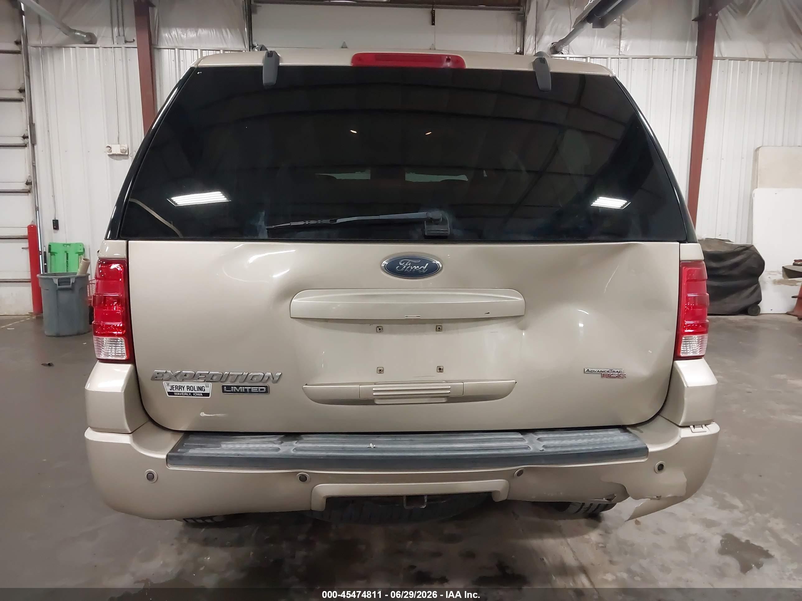 2006 Ford Expedition Limited Желто-коричневый vin: 1FMFU19546LA49675