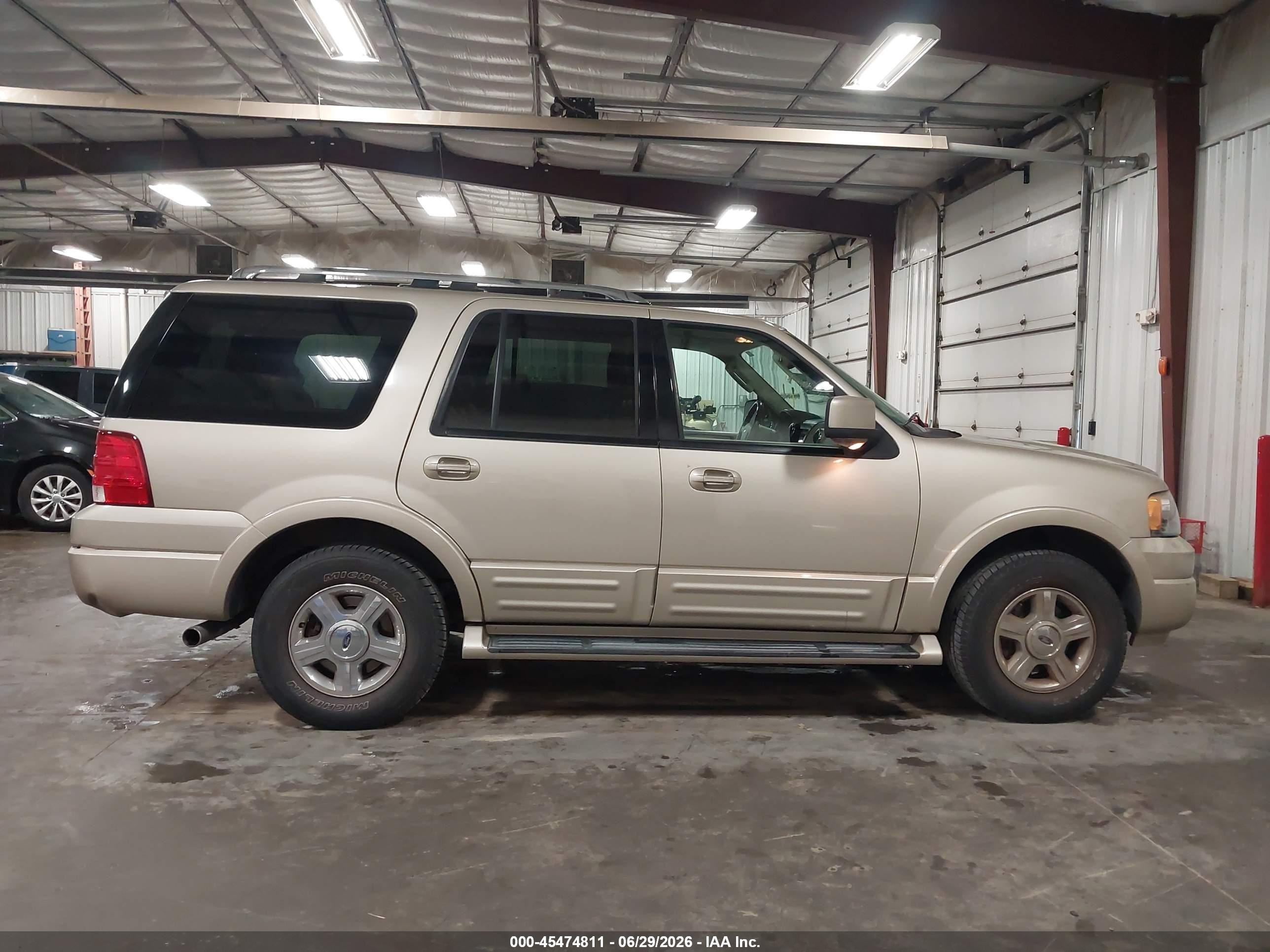 2006 Ford Expedition Limited Желто-коричневый vin: 1FMFU19546LA49675