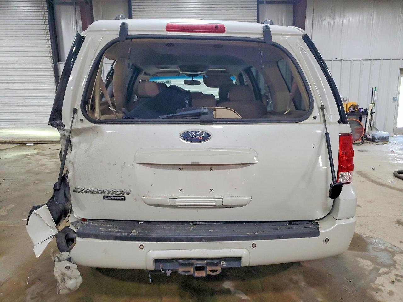 2006 Ford Expedition Limited Beige vin: 1FMFU19556LA70650