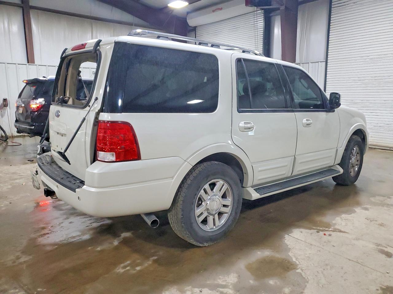 2006 Ford Expedition Limited Beige vin: 1FMFU19556LA70650