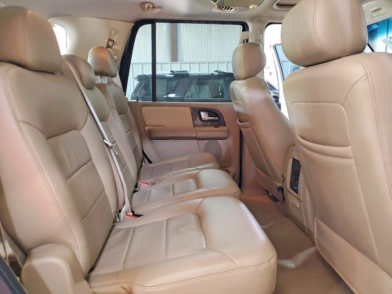 2006 Ford Expedition Limited Beige vin: 1FMFU19556LA70650