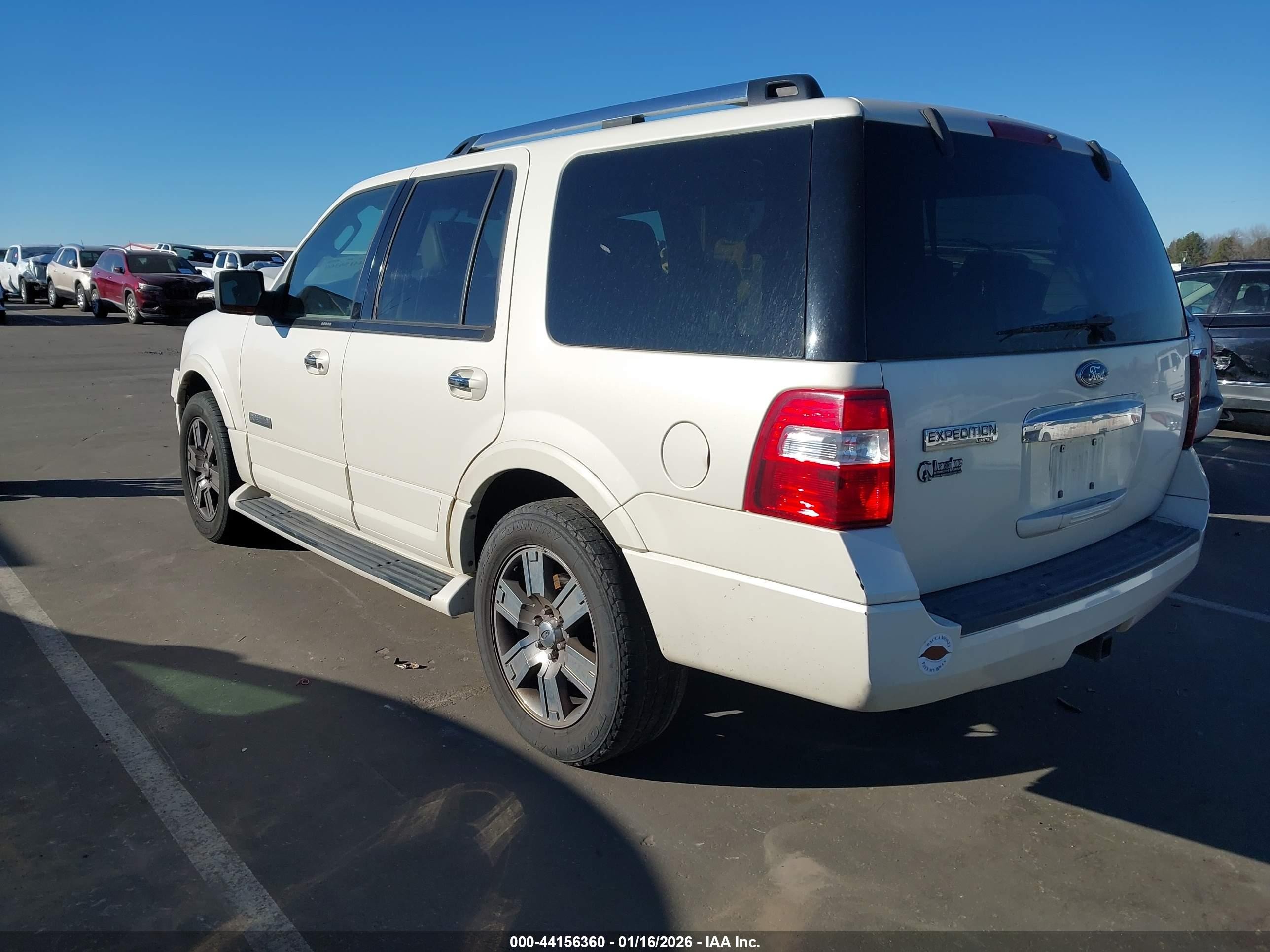 2007 Ford Expedition Limited White vin: 1FMFU19557LA97672