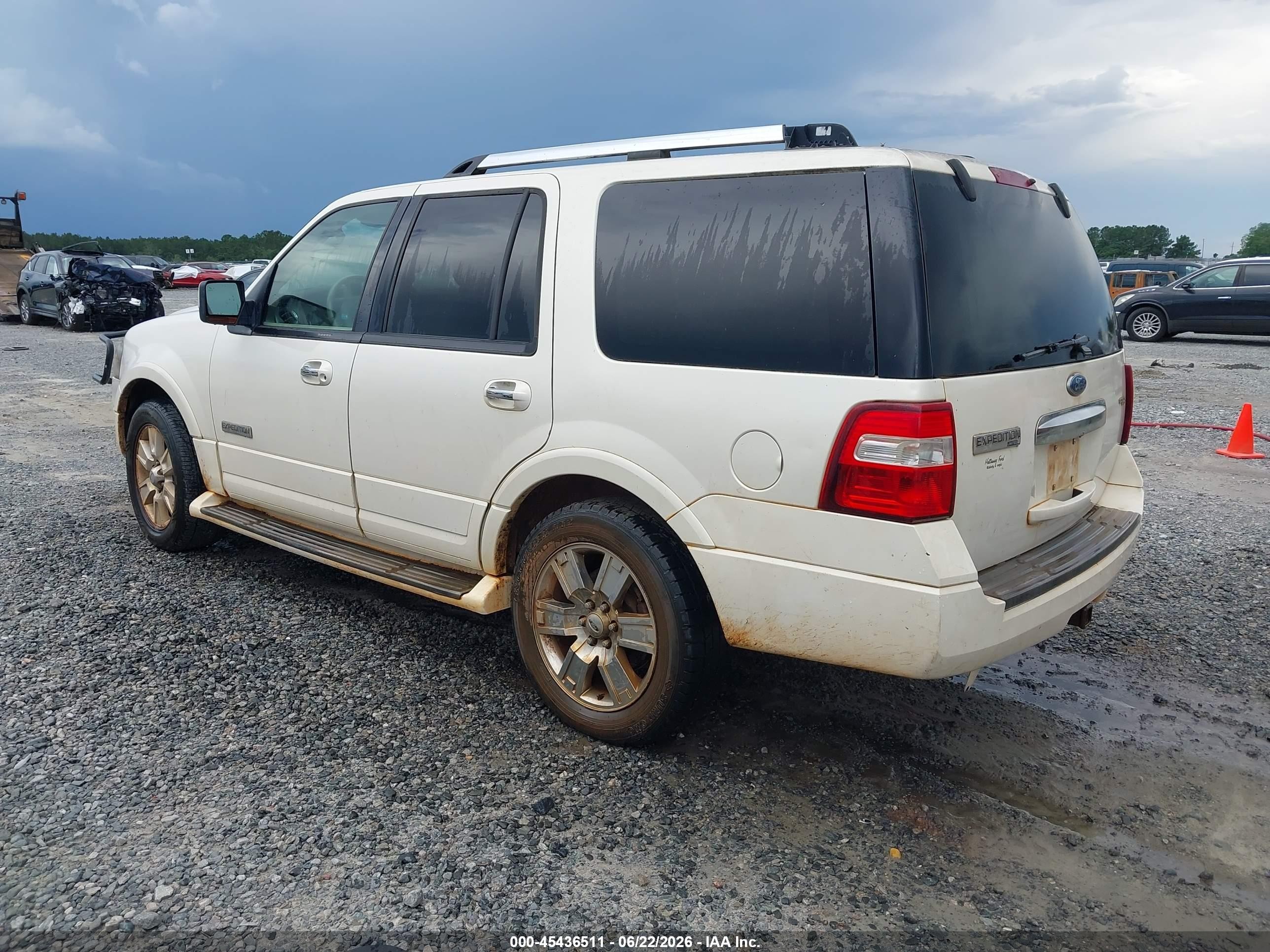 2008 Ford Expedition Limited White vin: 1FMFU19558LA06207