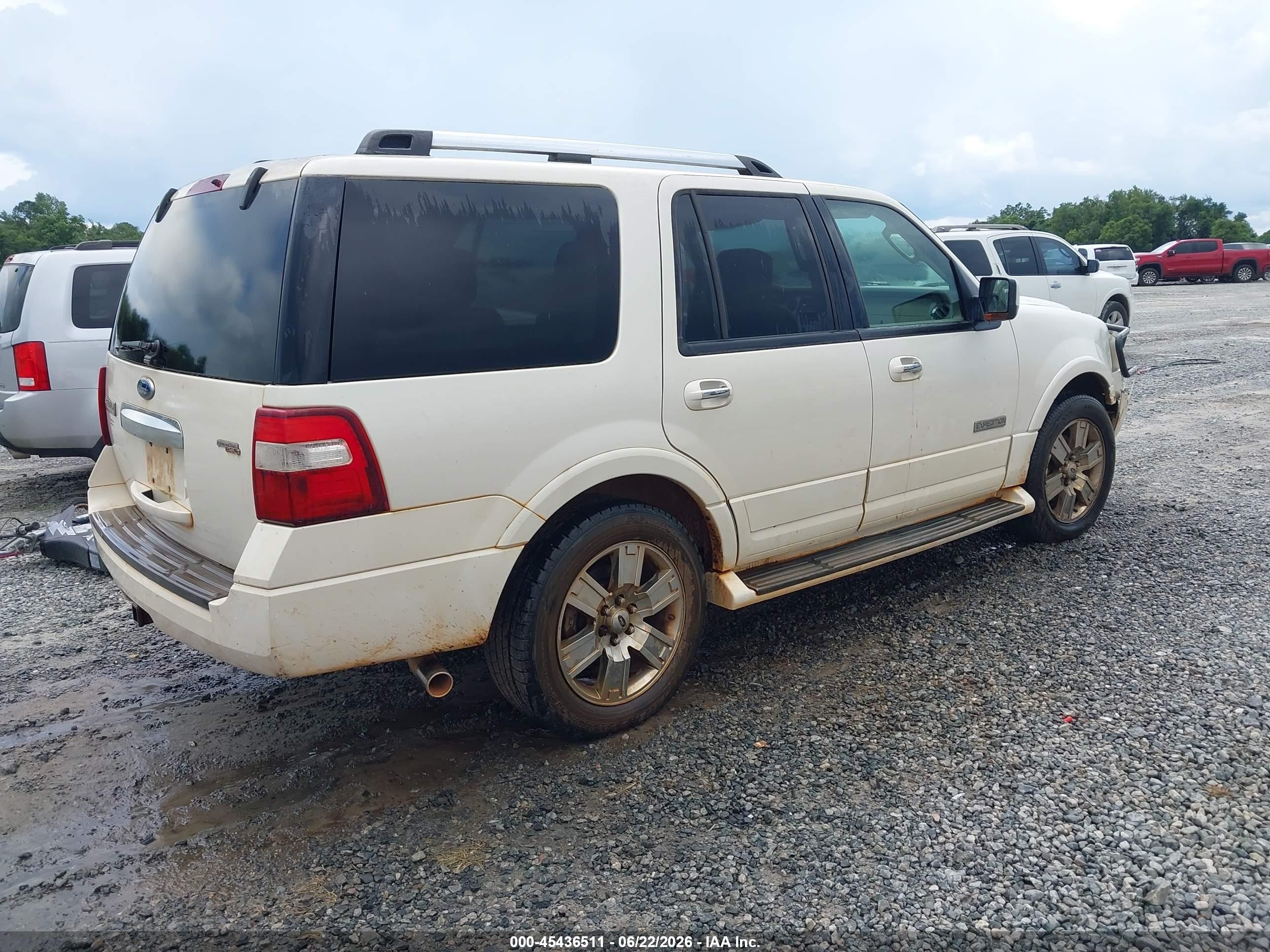 2008 Ford Expedition Limited White vin: 1FMFU19558LA06207