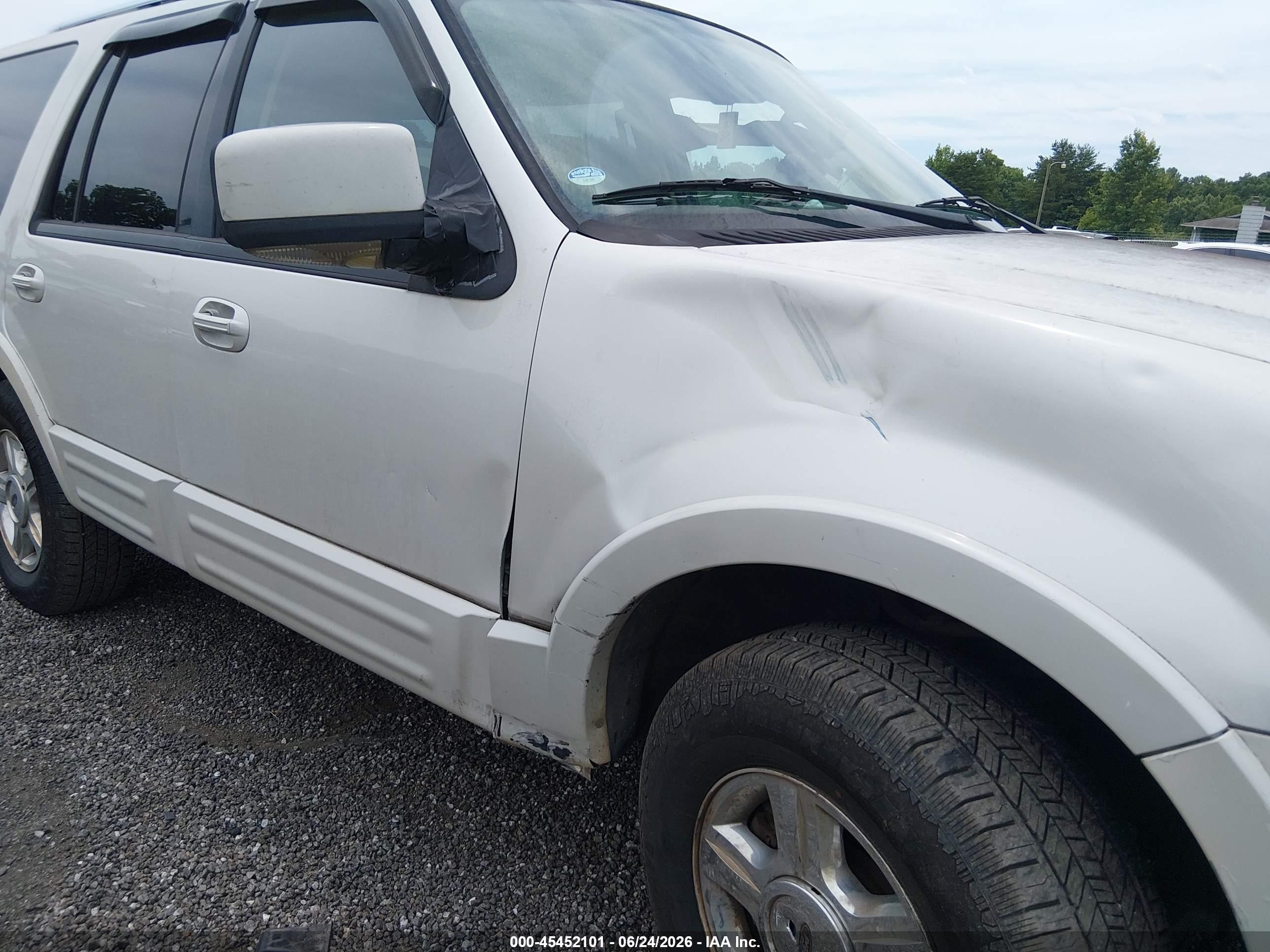 2006 Ford Expedition Limited White vin: 1FMFU19566LA69409