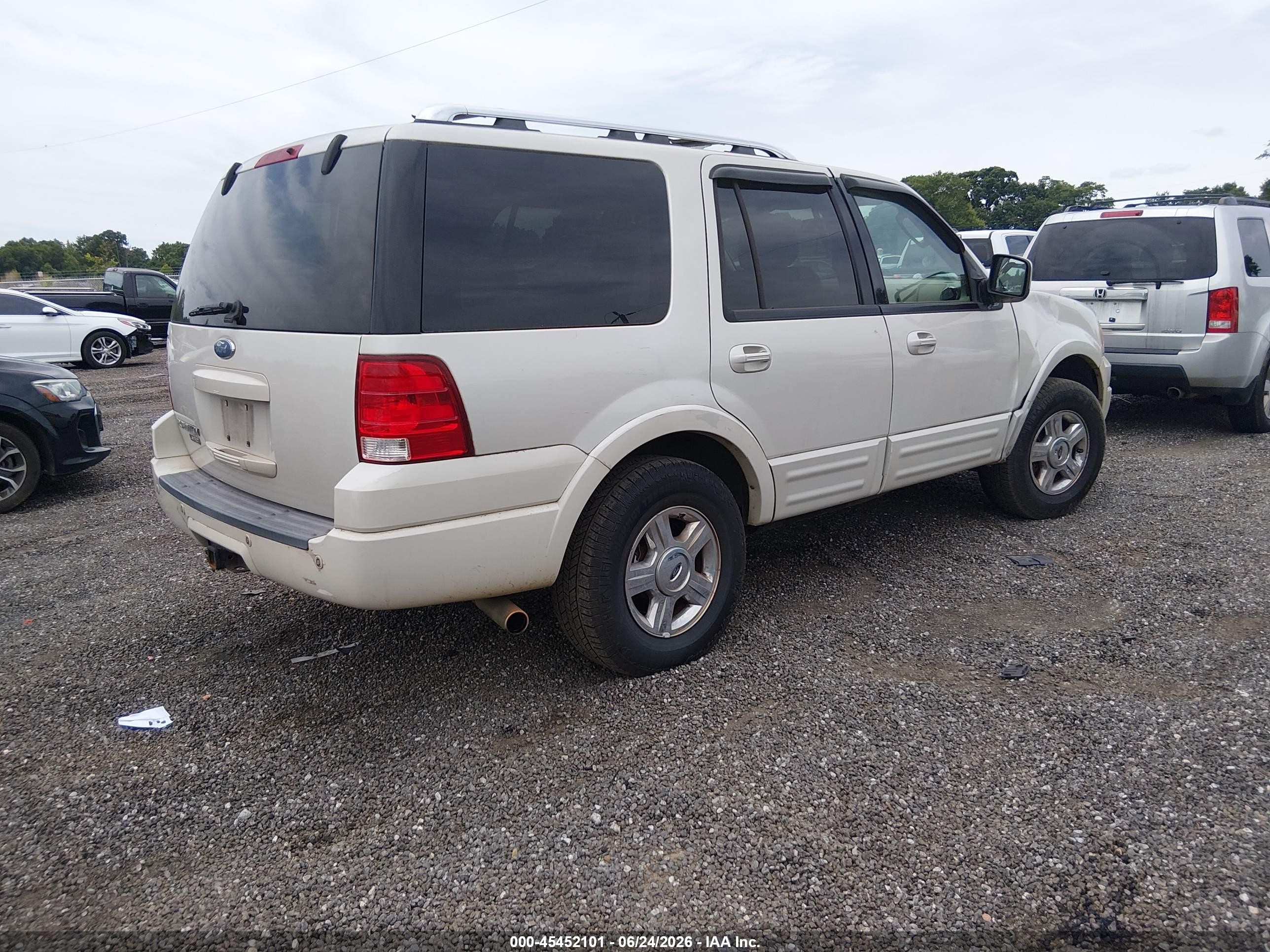 2006 Ford Expedition Limited White vin: 1FMFU19566LA69409