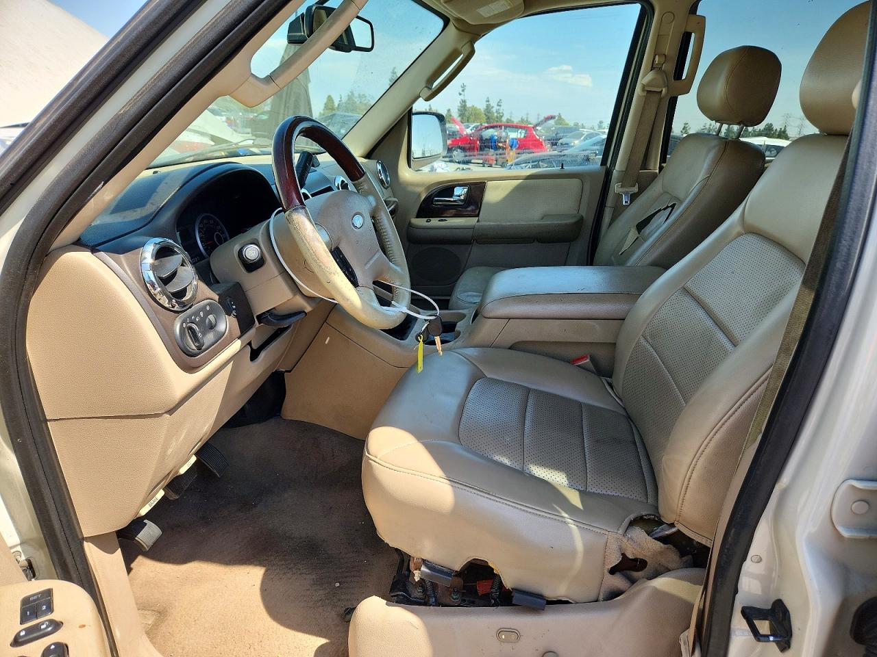 2006 Ford Expedition Limited White vin: 1FMFU19566LA99073