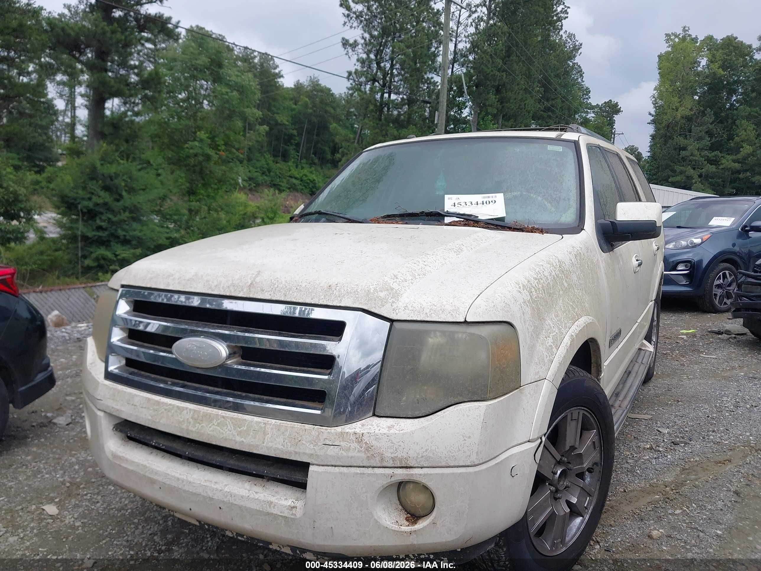2007 Ford Expedition Limited White vin: 1FMFU19567LA45242