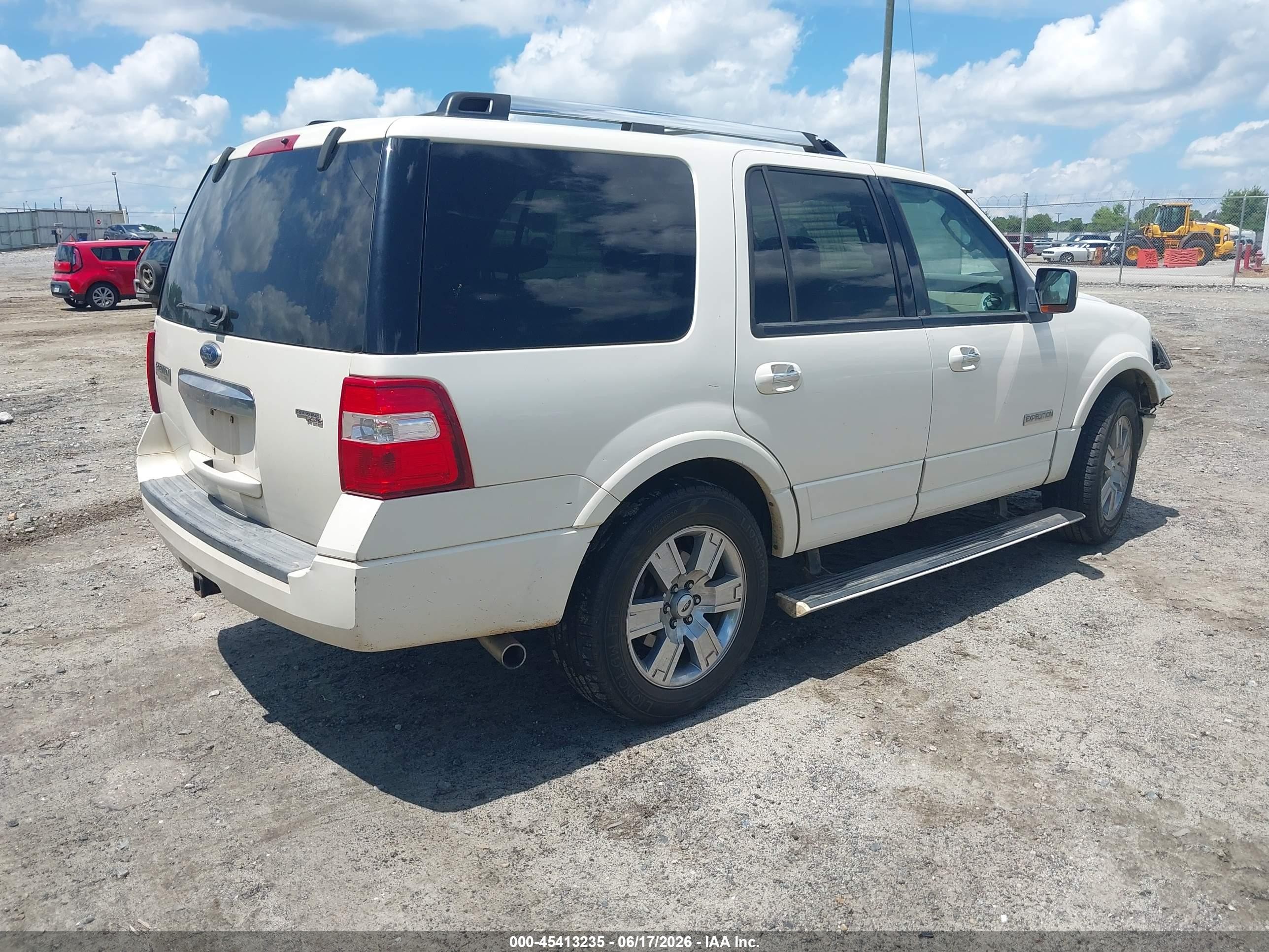 2008 Ford Expedition Limited Cream vin: 1FMFU19568LA00366