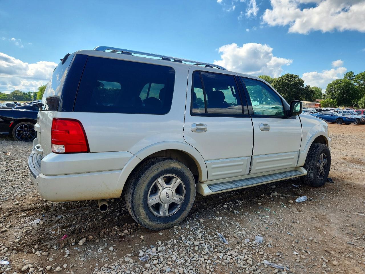2006 Ford Expedition Limited Cream vin: 1FMFU19576LA32661