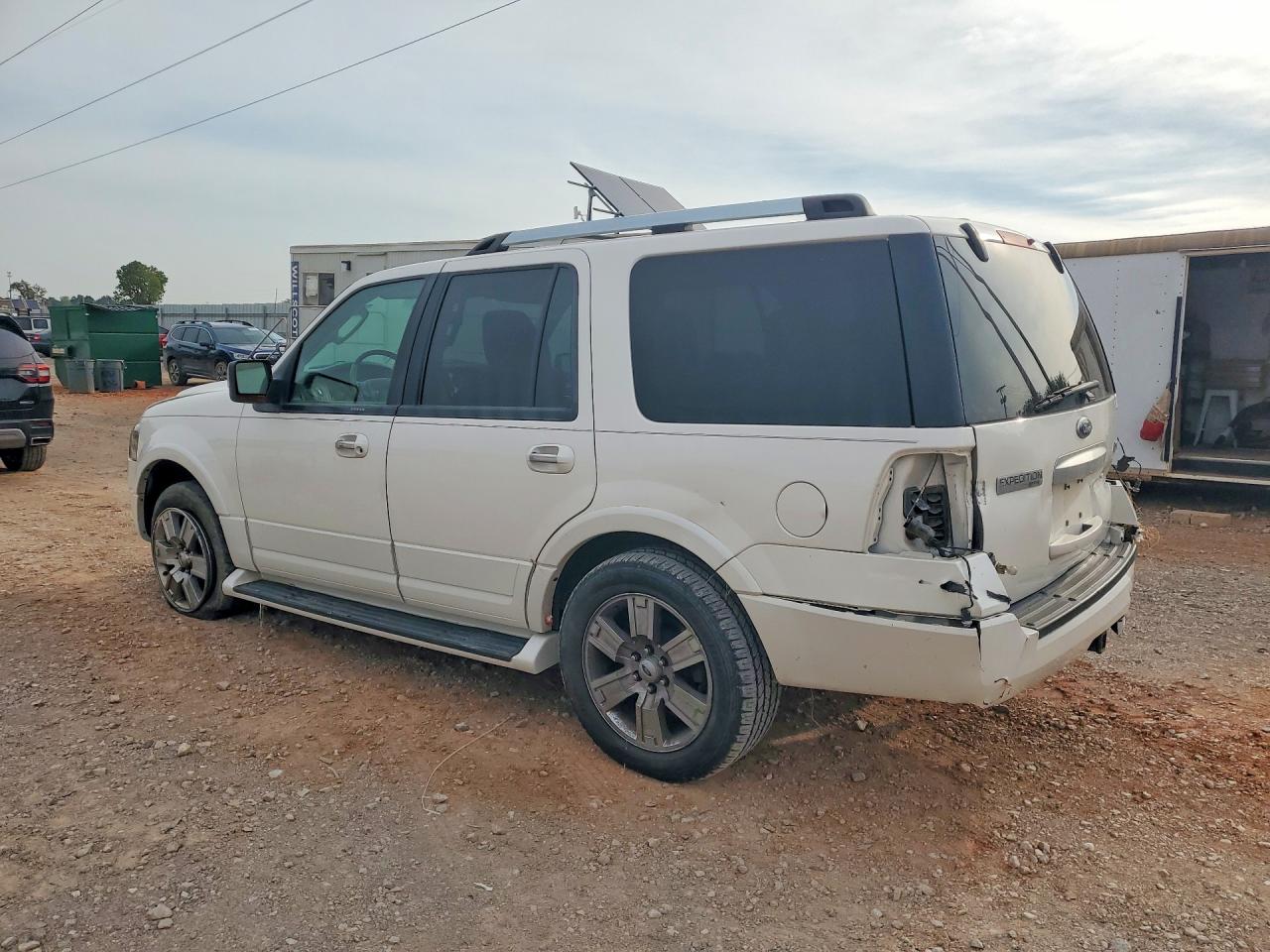 2009 Ford Expedition Limited White vin: 1FMFU19589LA01990