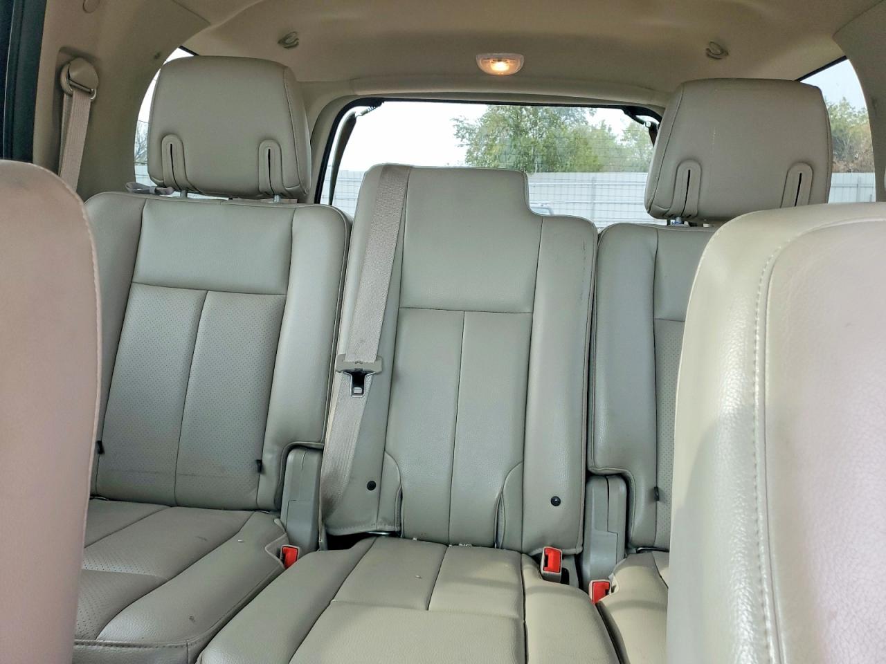 2009 Ford Expedition Limited White vin: 1FMFU19589LA01990