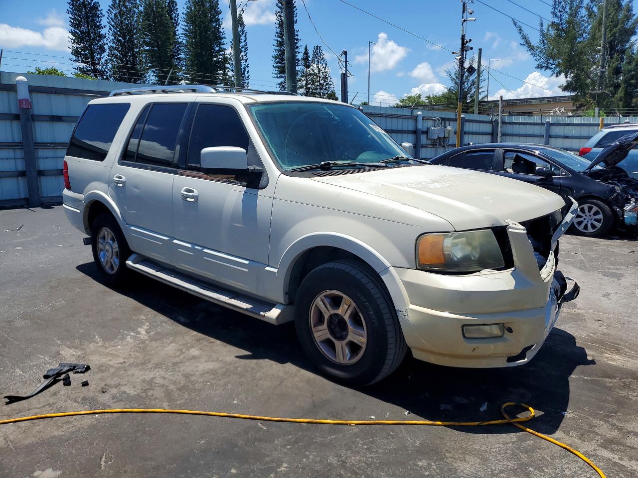 2006 Ford Expedition Limited White vin: 1FMFU19596LA90223