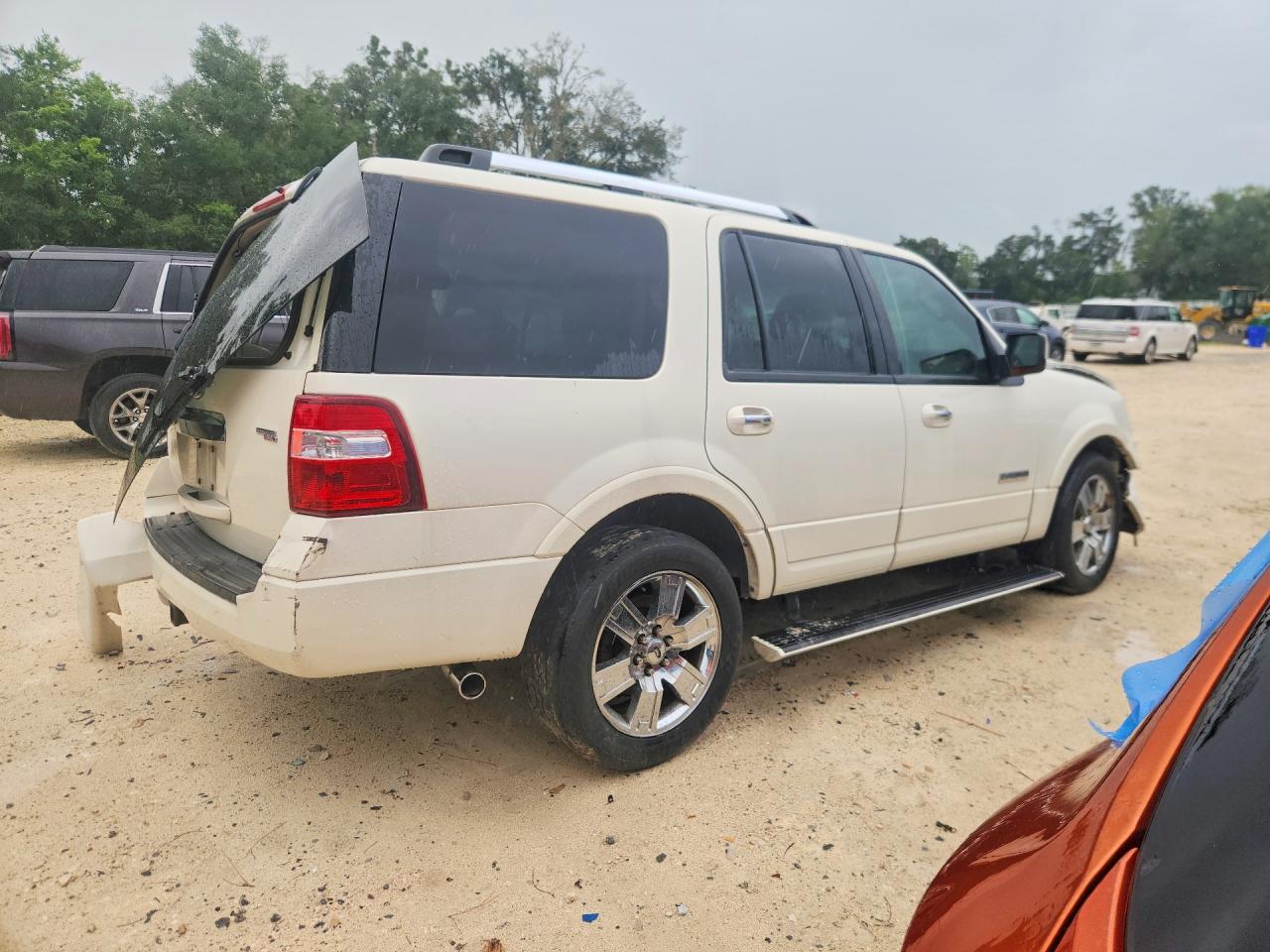 2008 Ford Expedition Limited White vin: 1FMFU19598LA33443