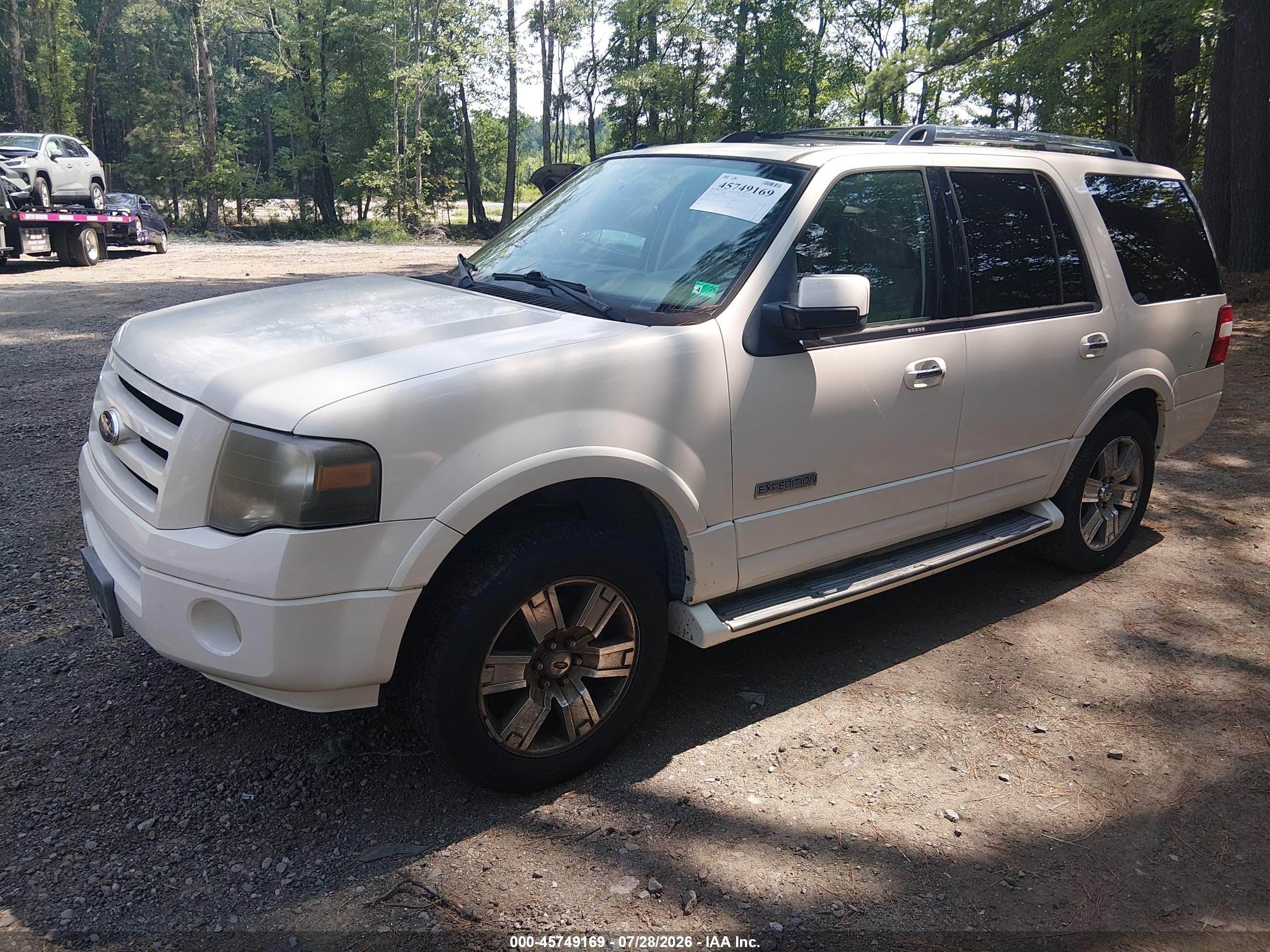 2007 Ford Expedition Limited White vin: 1FMFU195X7LA68622