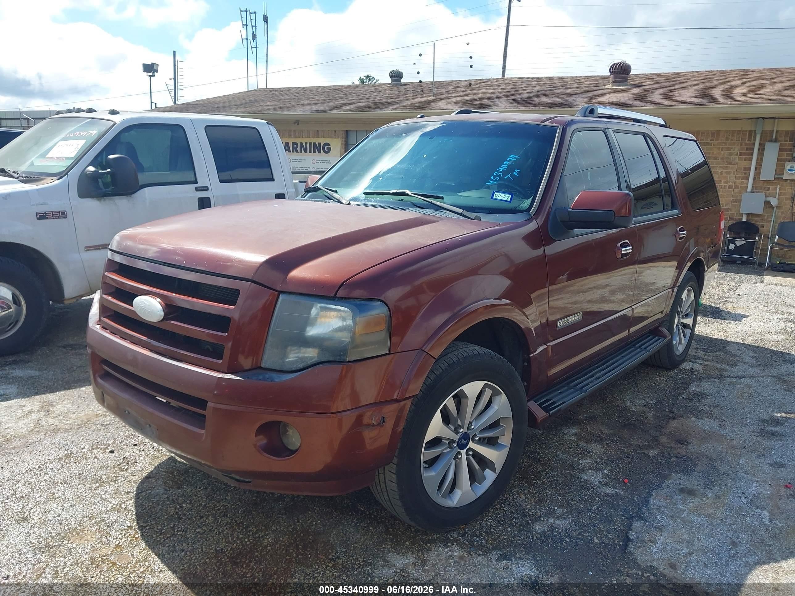 2008 Ford Expedition Limited Maroon vin: 1FMFU195X8LA34875