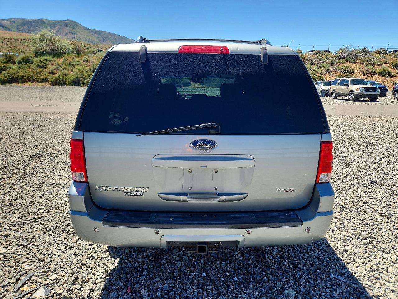2006 Ford Expedition Limited Silver vin: 1FMFU20506LA31872
