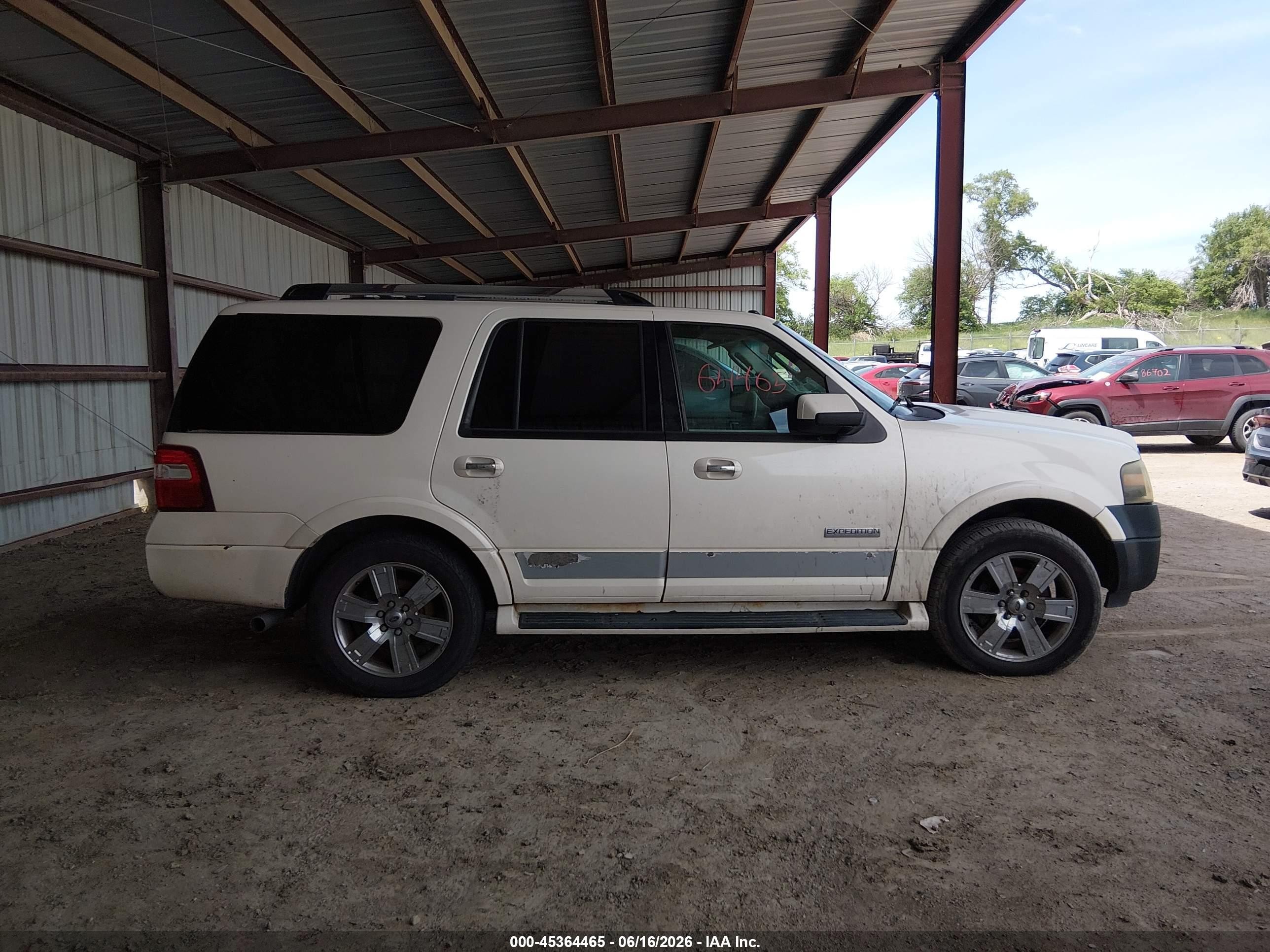 2007 Ford Expedition Limited White vin: 1FMFU20507LA12661