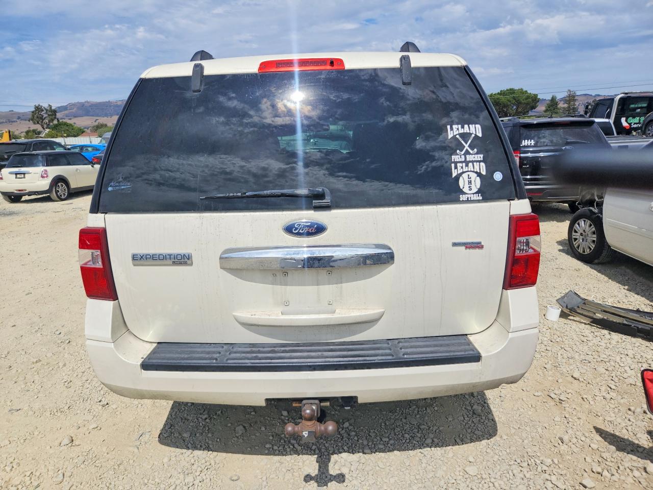 2008 Ford Expedition Limited White vin: 1FMFU20508LA54944
