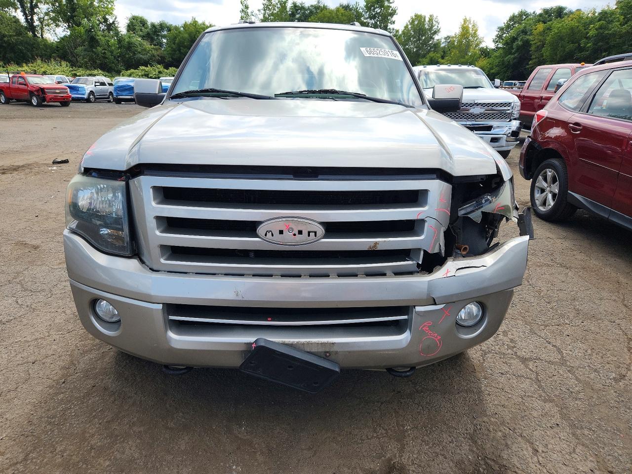 2008 Ford Expedition Limited Silver vin: 1FMFU20508LA56483