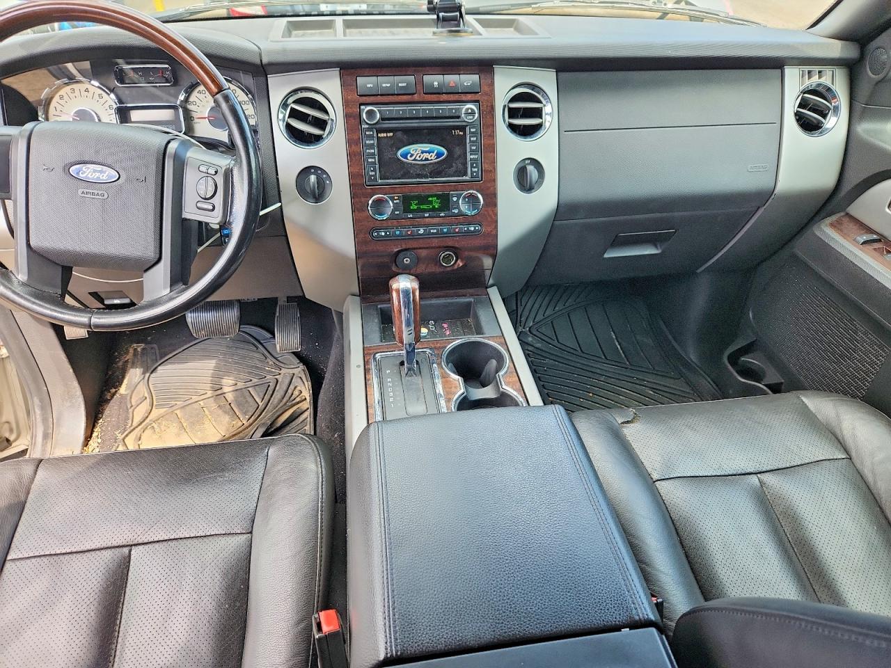 2008 Ford Expedition Limited Silver vin: 1FMFU20508LA56483