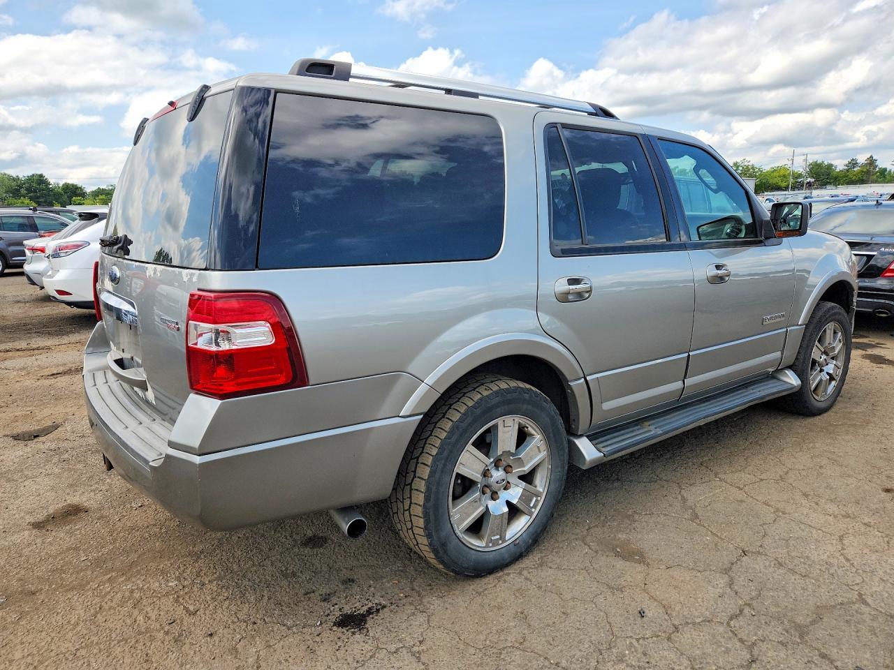 2008 Ford Expedition Limited Silver vin: 1FMFU20508LA56483