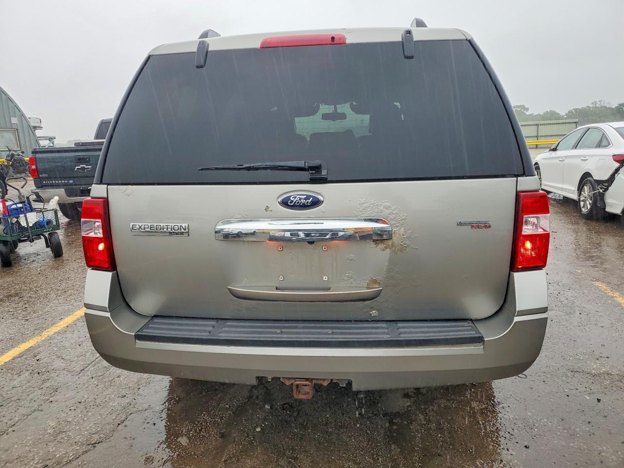 2008 Ford Expedition Limited Silver vin: 1FMFU20508LA82081
