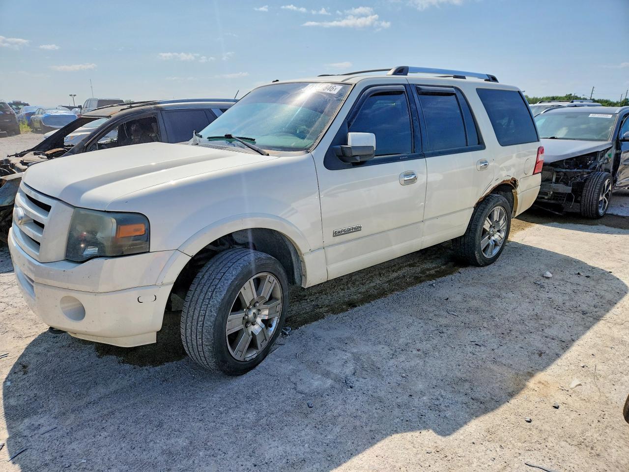 2008 Ford Expedition Limited Cream vin: 1FMFU20568LA11127