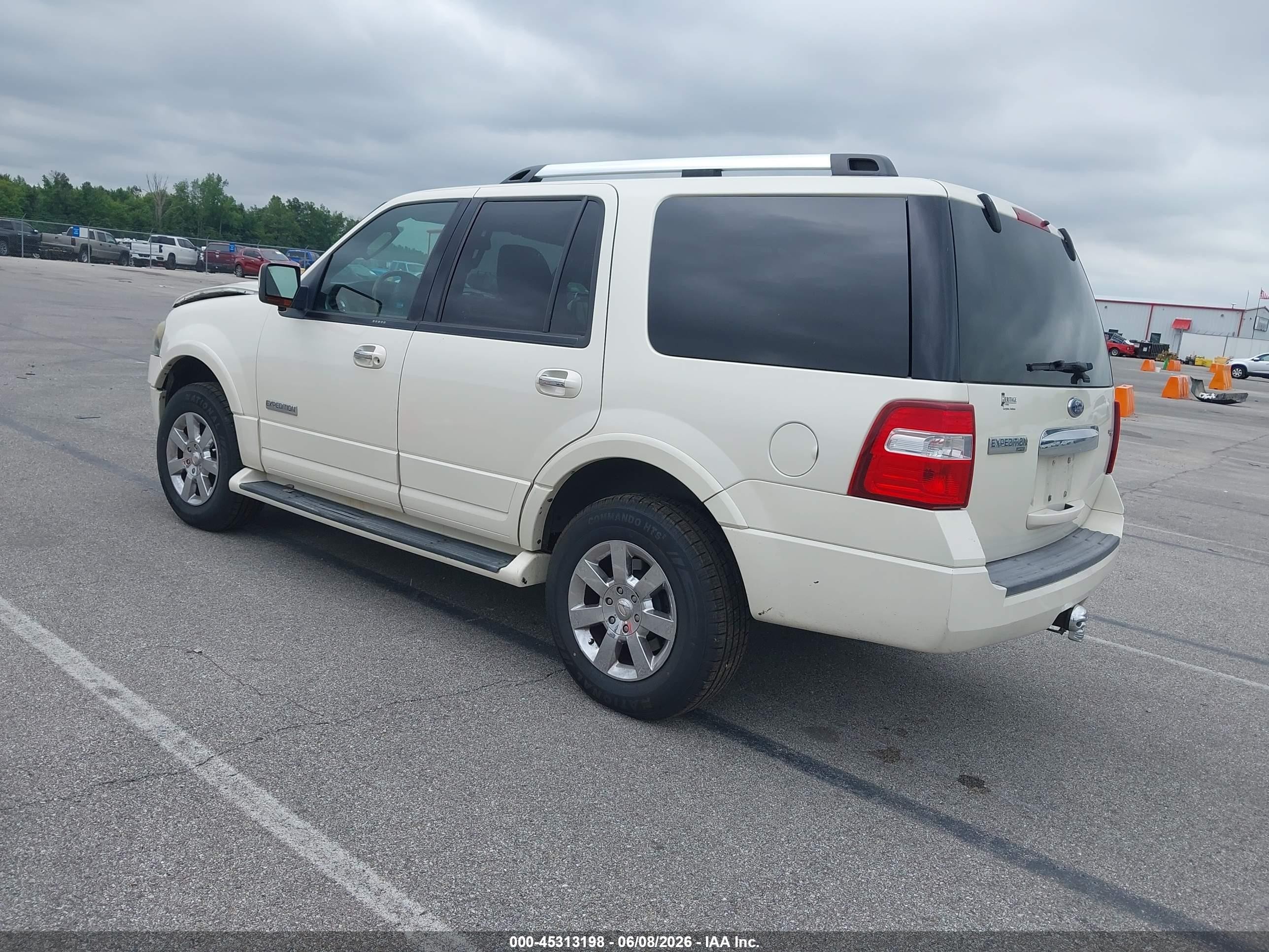 2008 Ford Expedition Limited Белый vin: 1FMFU20568LA12455