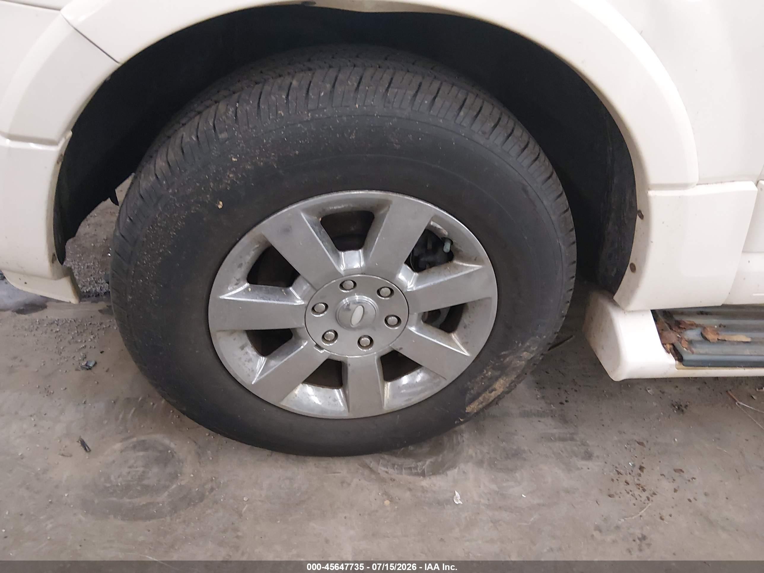 2007 Ford Expedition Limited White vin: 1FMFU20587LA14156