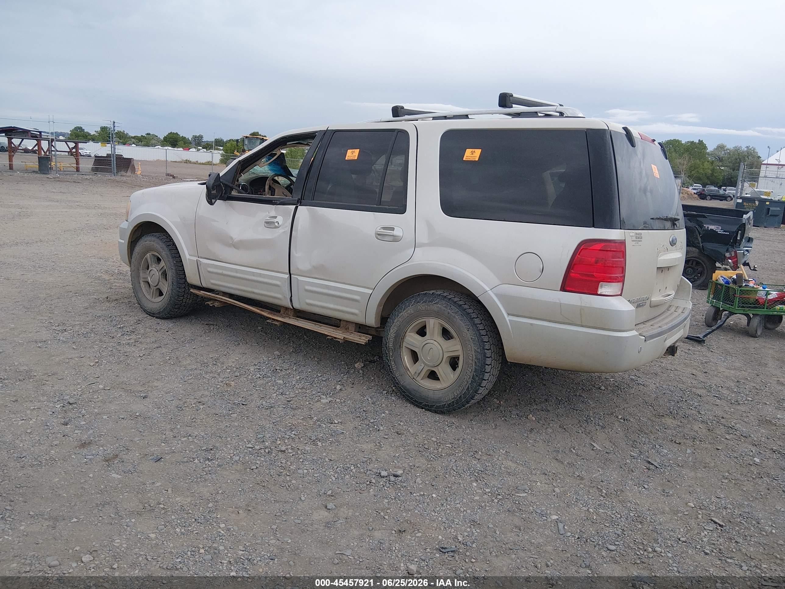 2006 Ford Expedition Limited White vin: 1FMFU20596LA27335