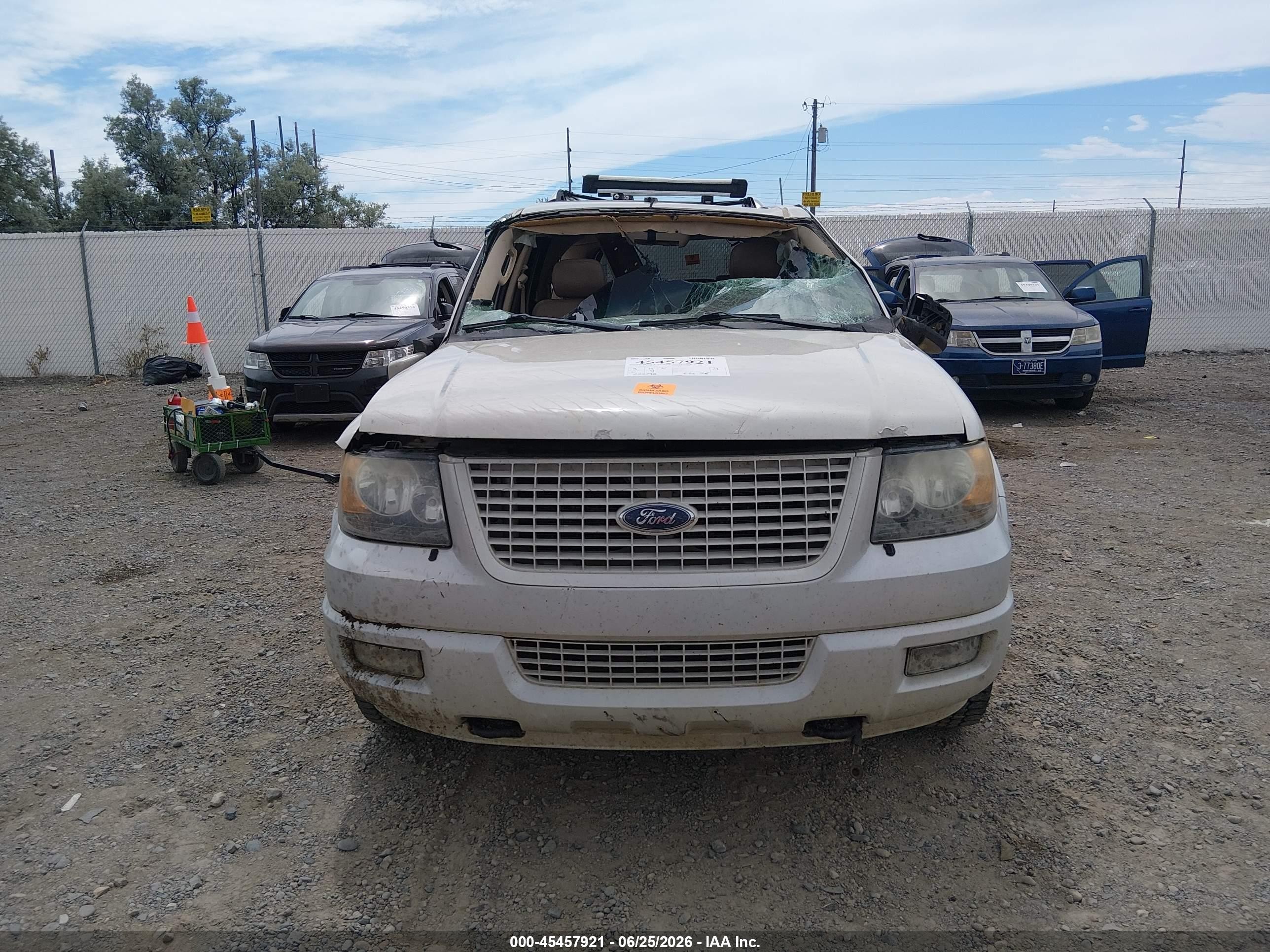 2006 Ford Expedition Limited White vin: 1FMFU20596LA27335