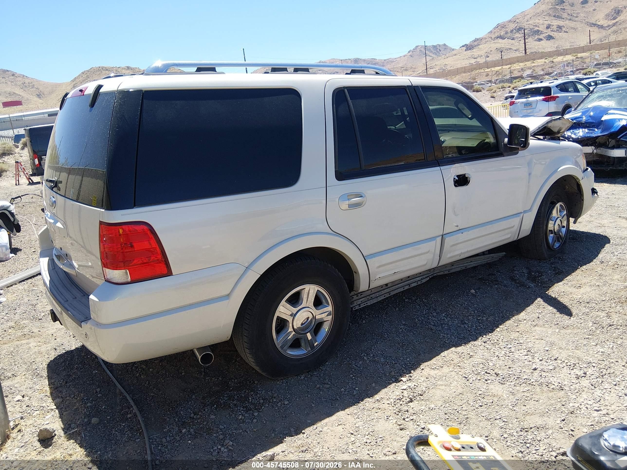 2006 Ford Expedition Limited Белый vin: 1FMFU20596LA37864
