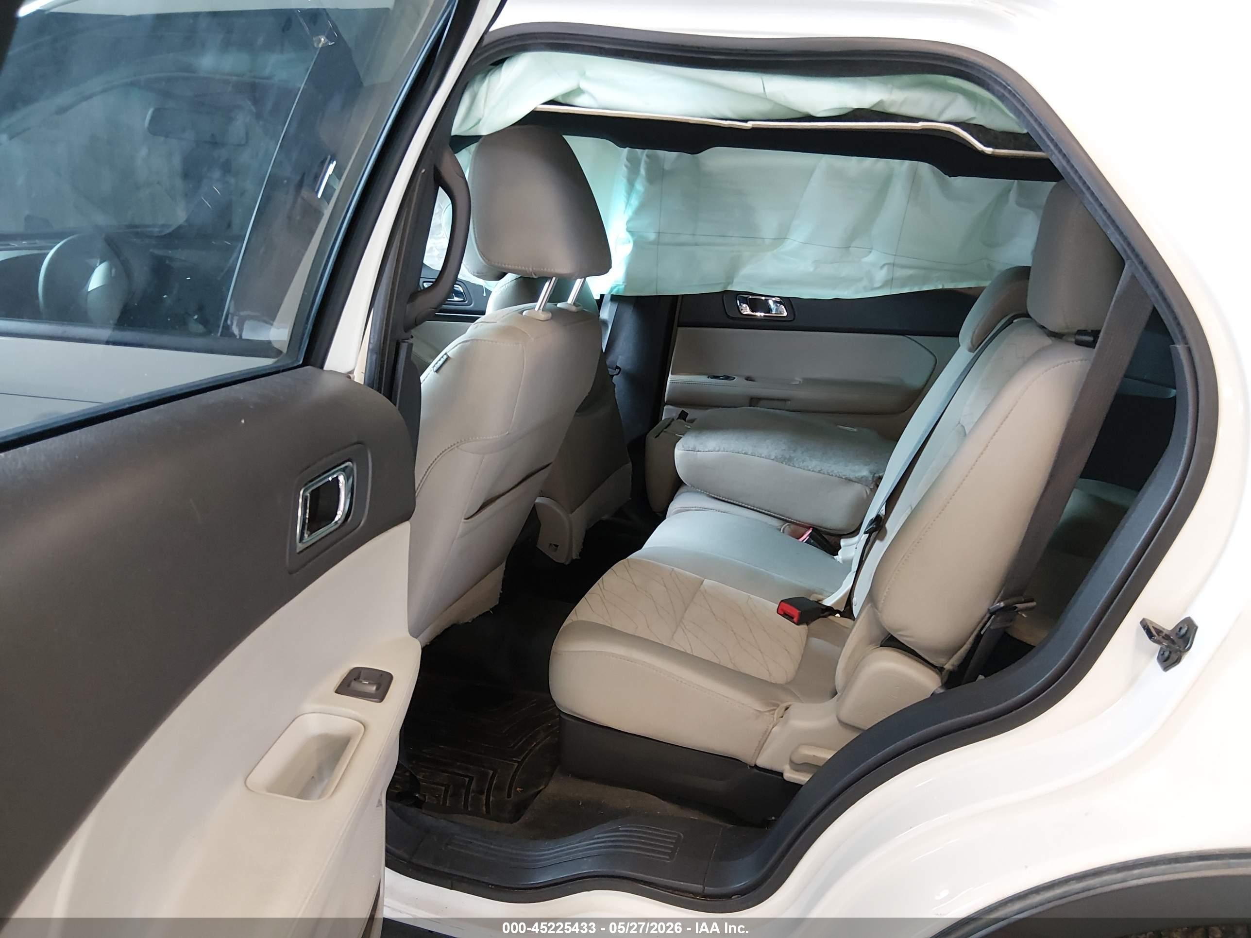 2012 Ford Explorer Cream vin: 1FMHK7B81CGA36117