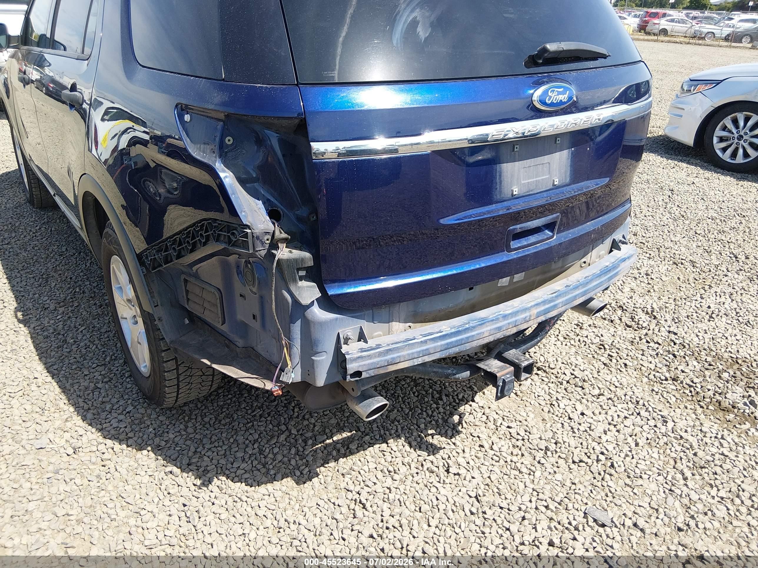 2011 Ford Explorer   Blue vin: 1FMHK7B83BGA43391