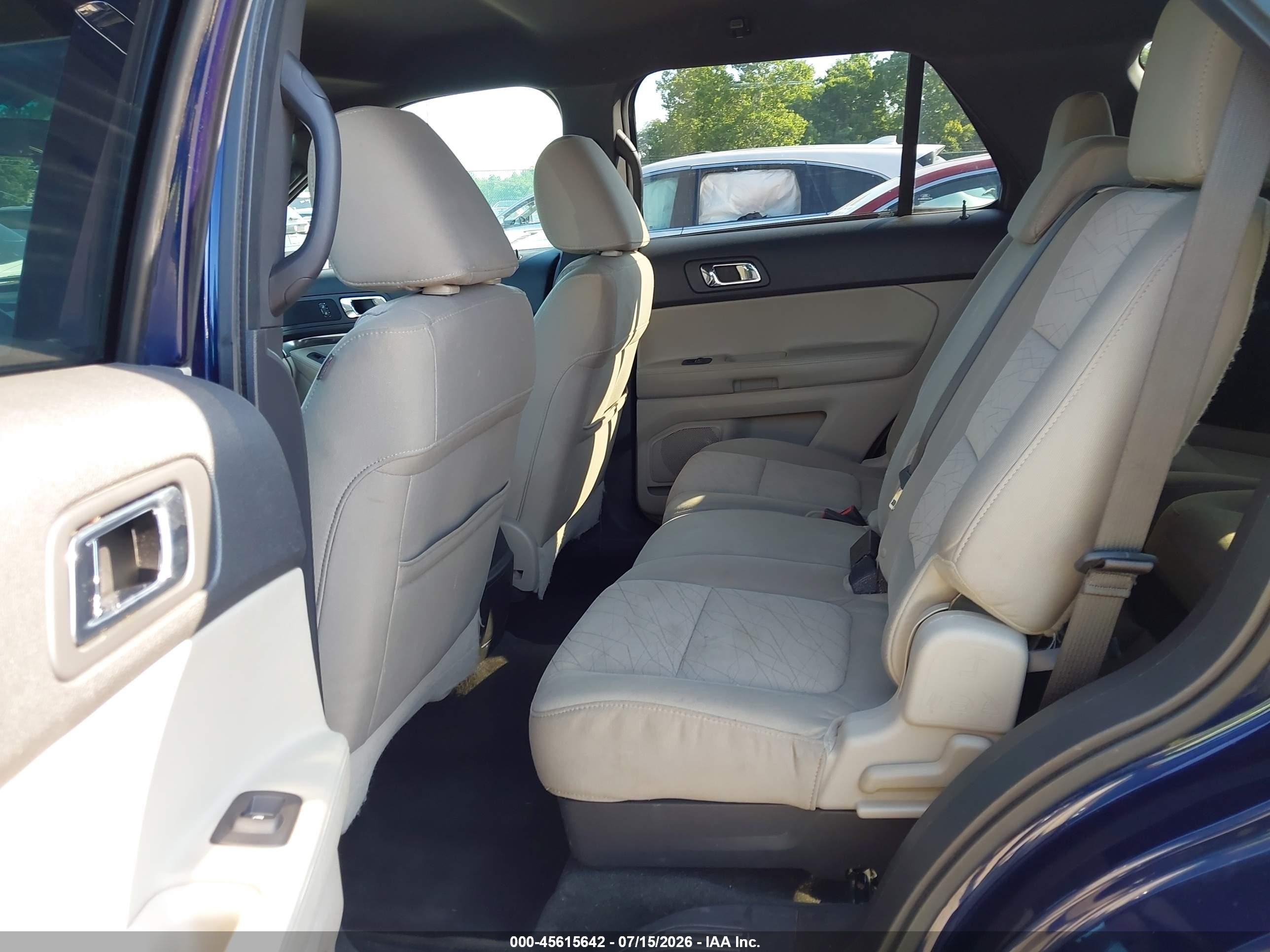 2011 Ford Explorer   Синий vin: 1FMHK7B84BGA76013