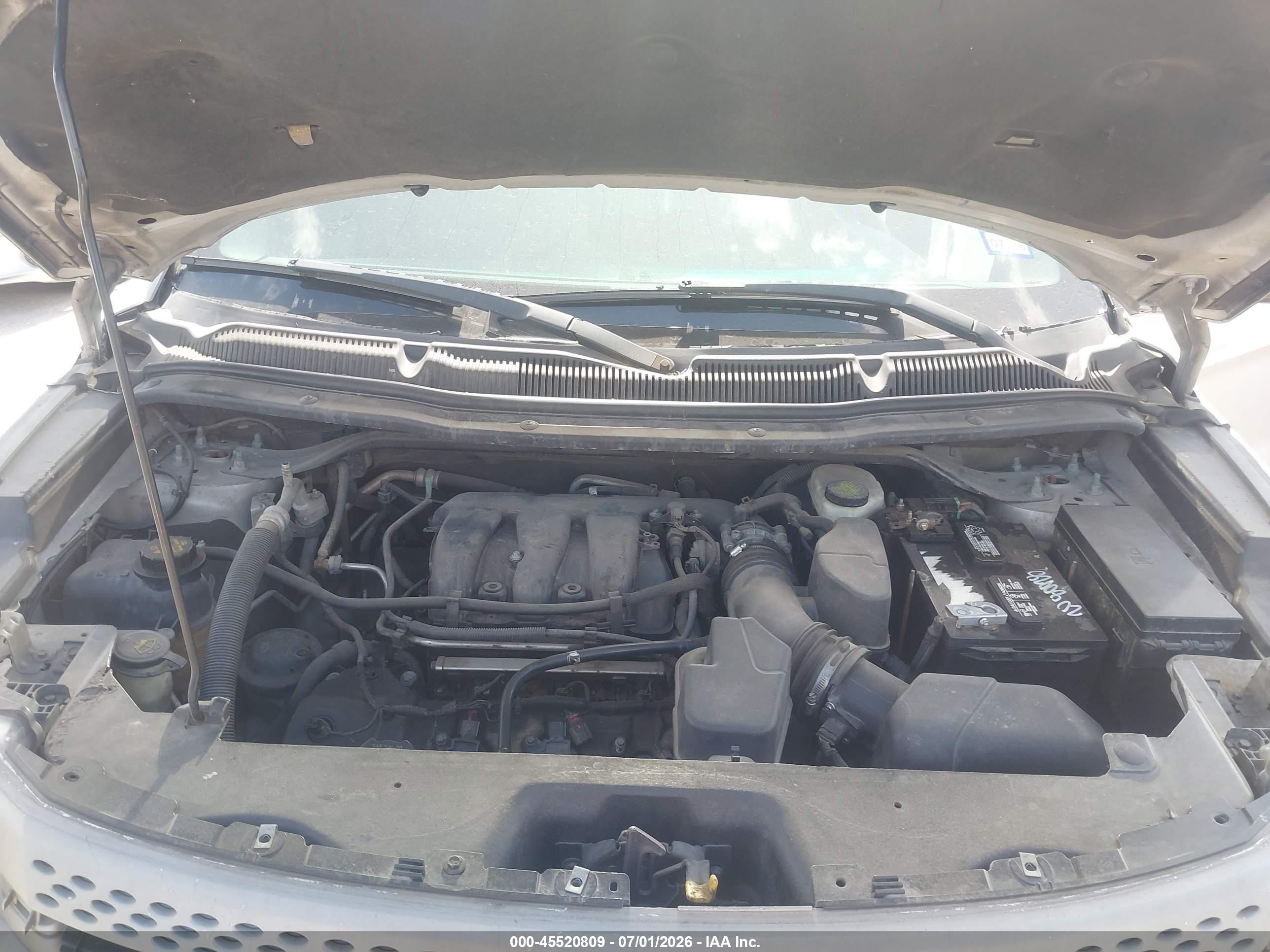 2012 Ford Explorer   Silver vin: 1FMHK7B85CGA96448