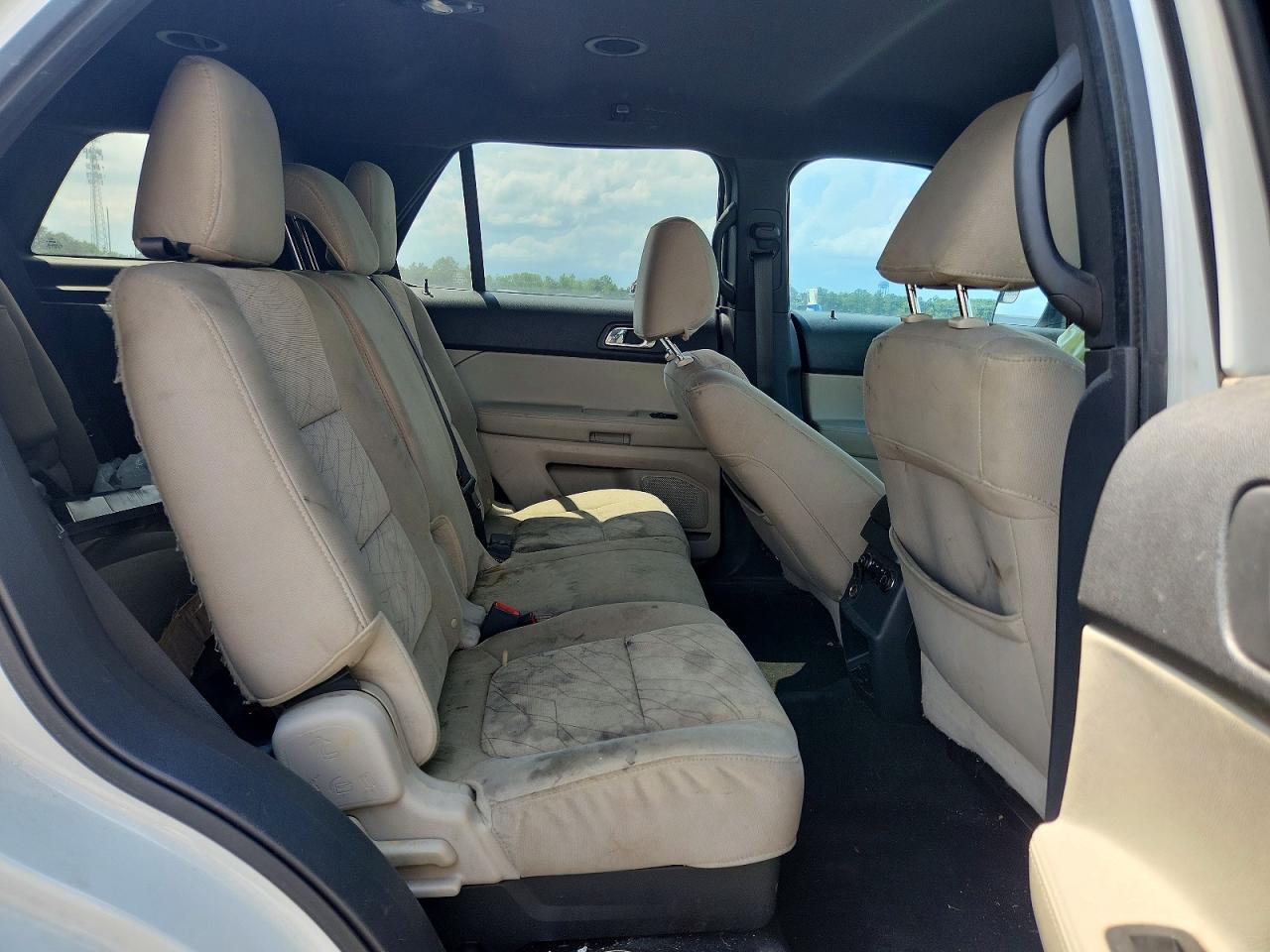 2011 Ford Explorer Белый vin: 1FMHK7B86BGA14225