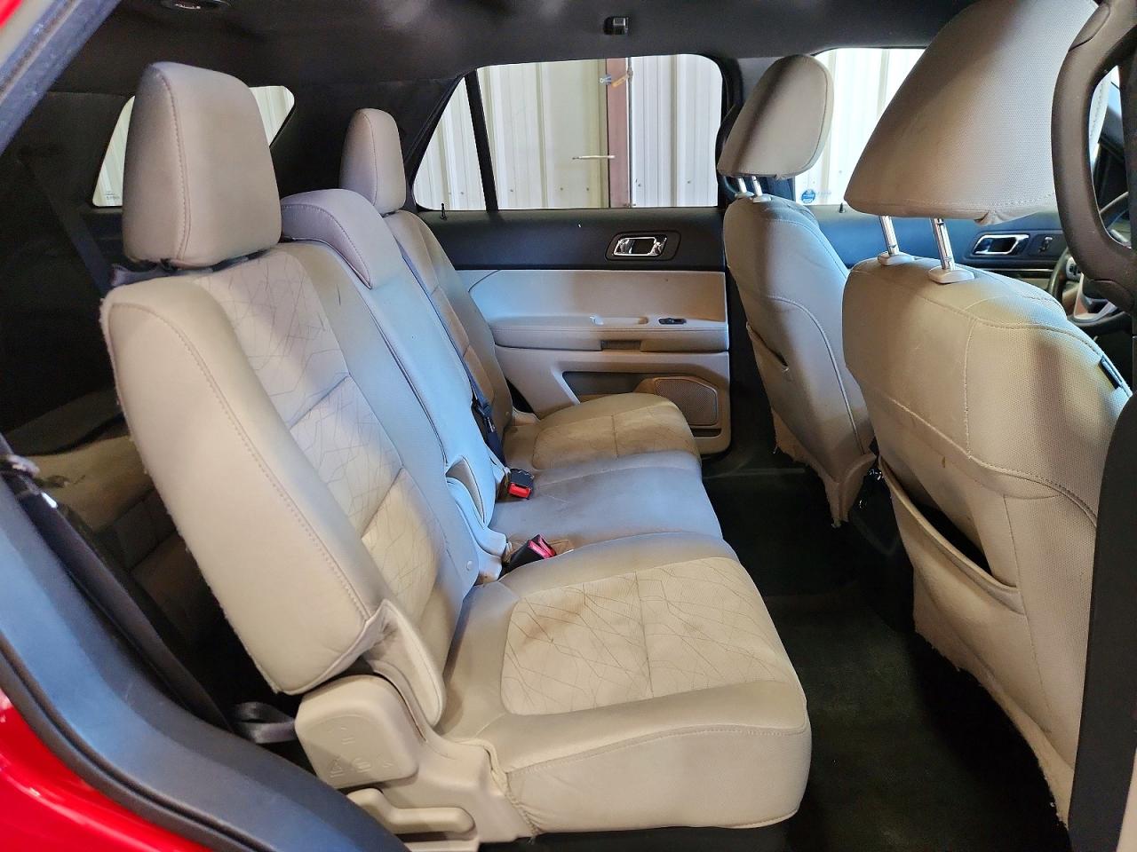 2011 Ford Explorer Red vin: 1FMHK7B89BGA09827